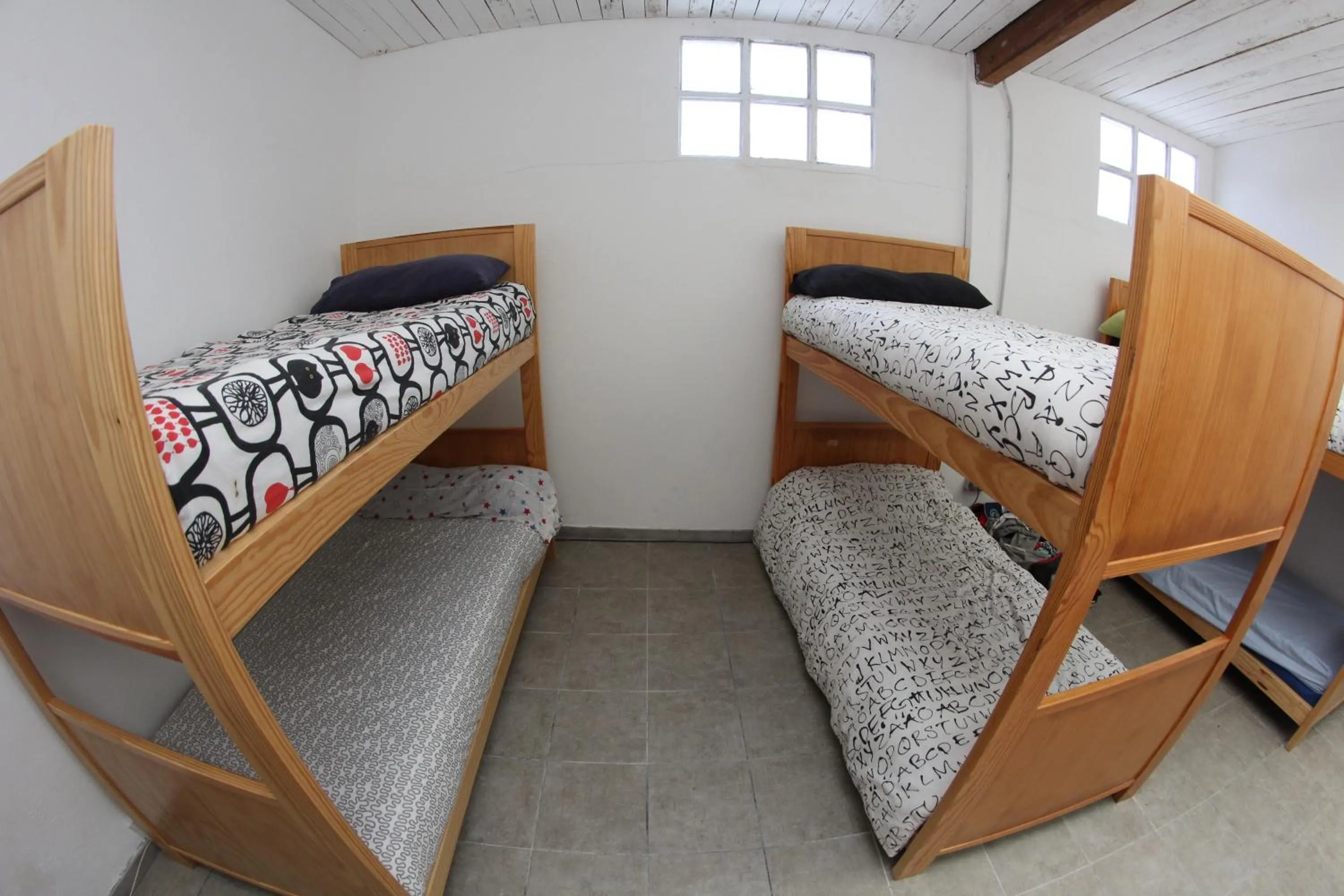 bunk bed, Bed in Coruña Backpackers Hostel