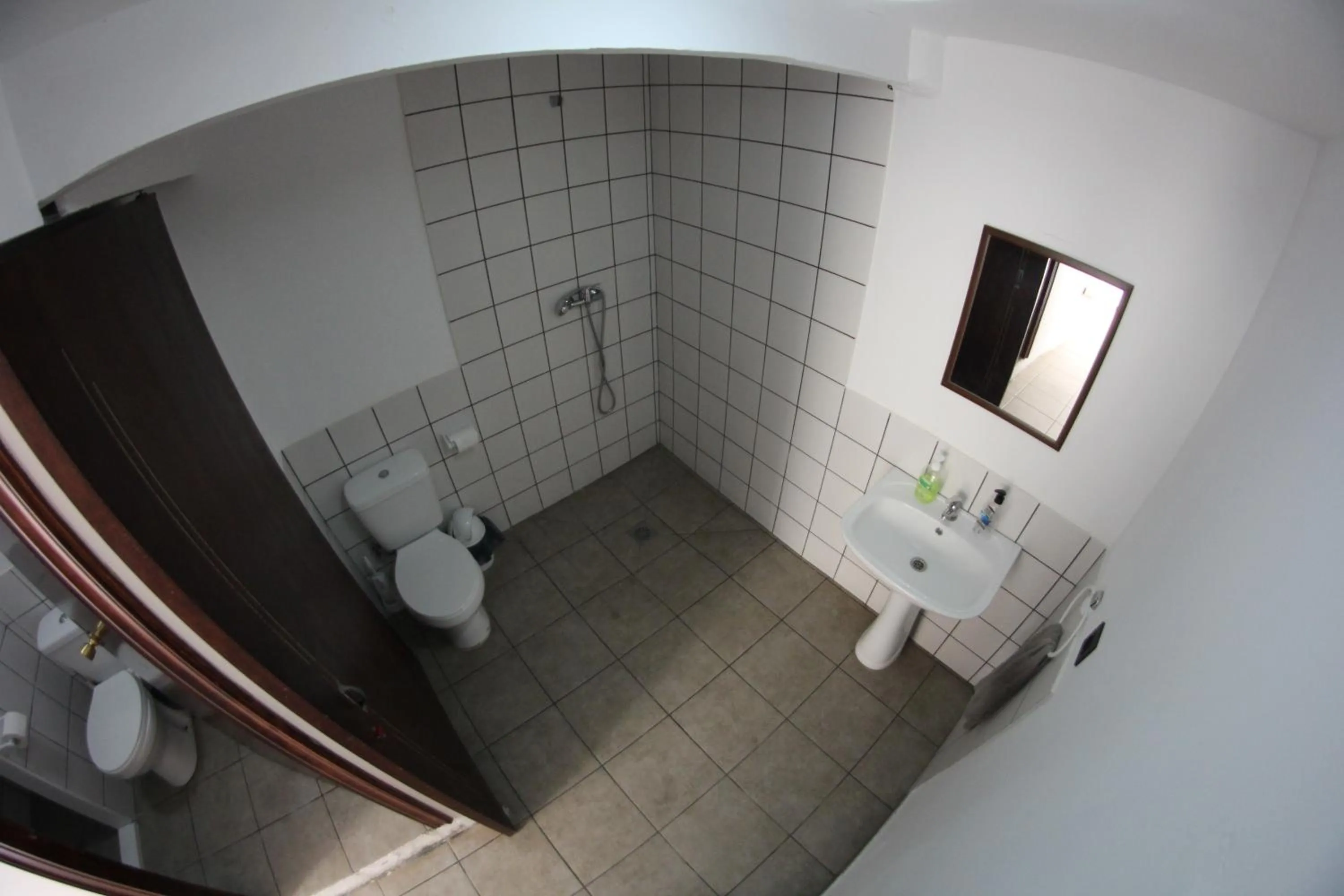 Shower in Coruña Backpackers Hostel