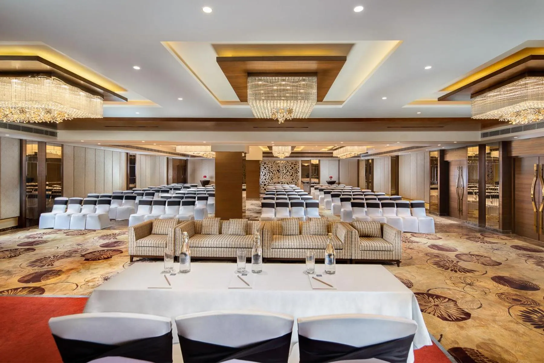 Seating area in Nirvana Sarovar Portico Gorakhpur