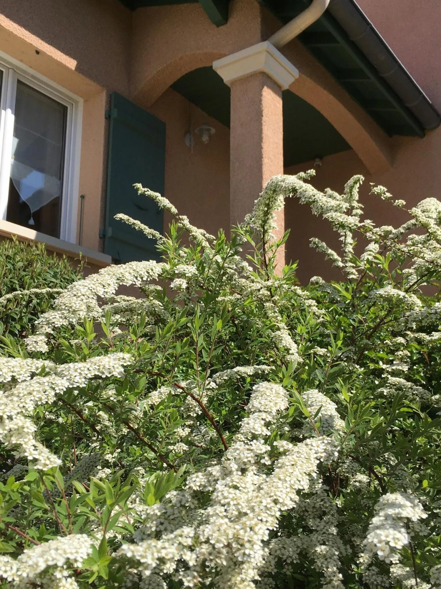 Garden in Le Relais des Malettes Chambres d'hôtes B&B