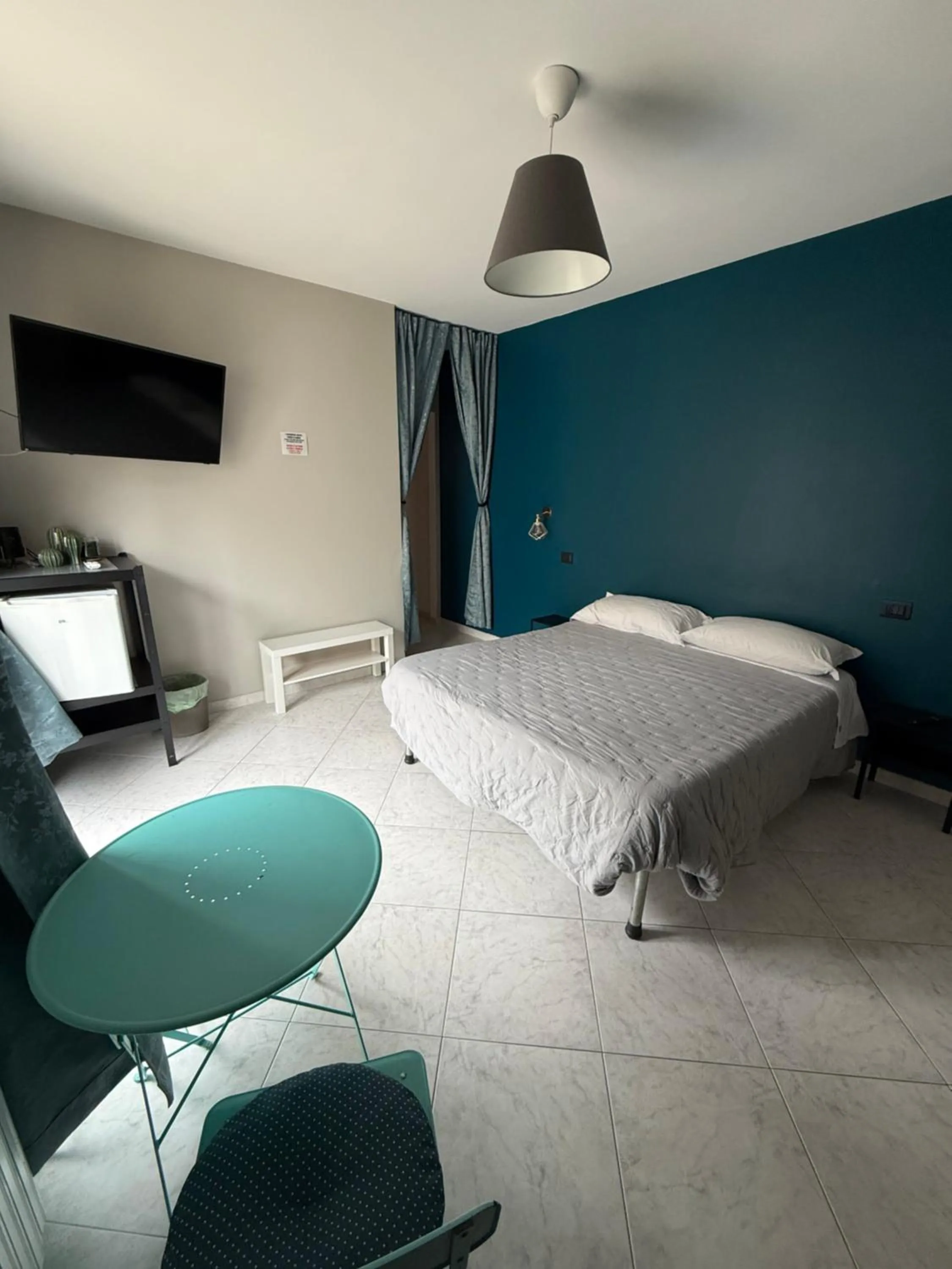 TV and multimedia, Bed in Dimora Le Grottaglie