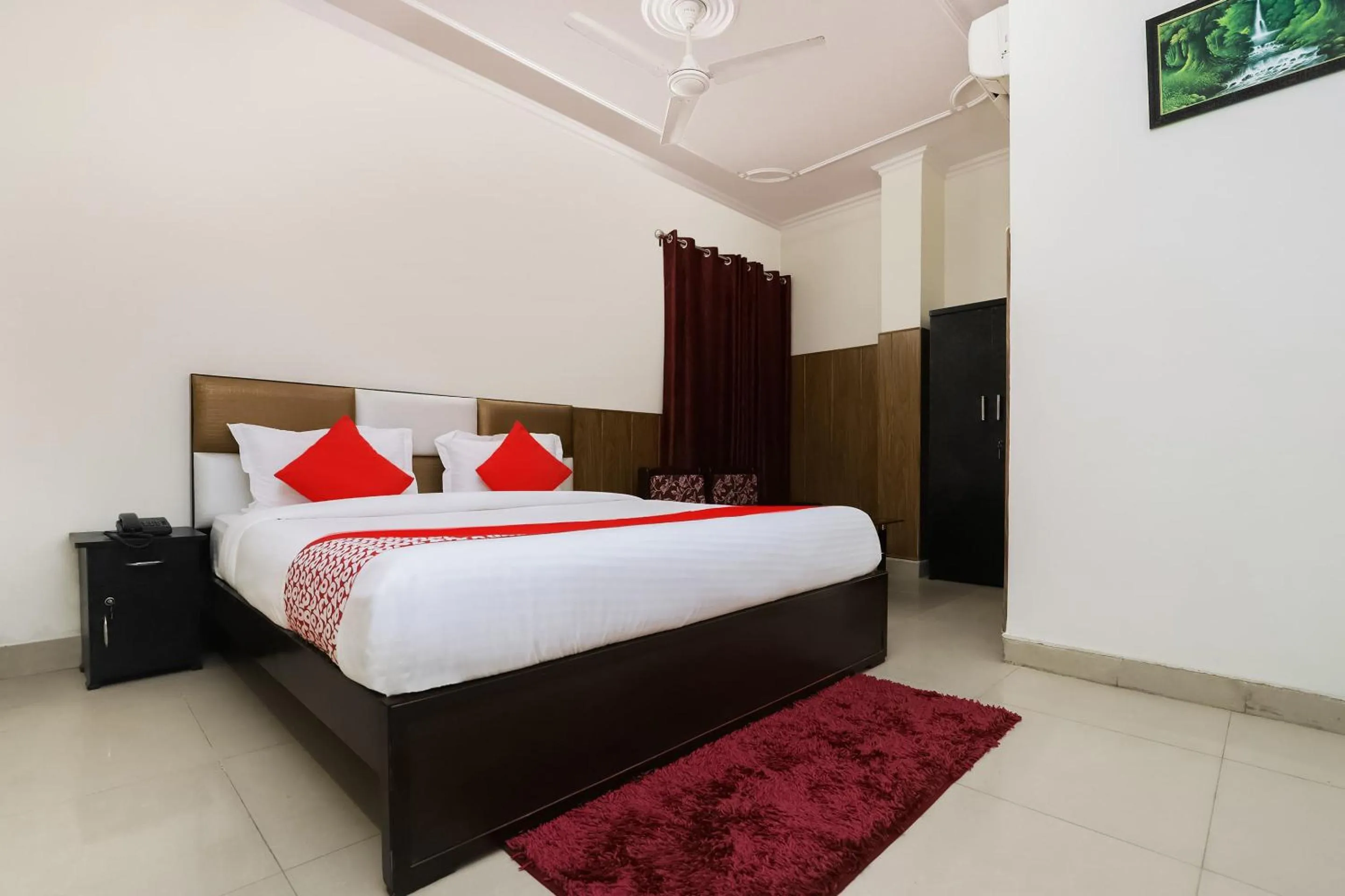 Bedroom, Bed in Collection O Ramji Grand Near Tdi Mall