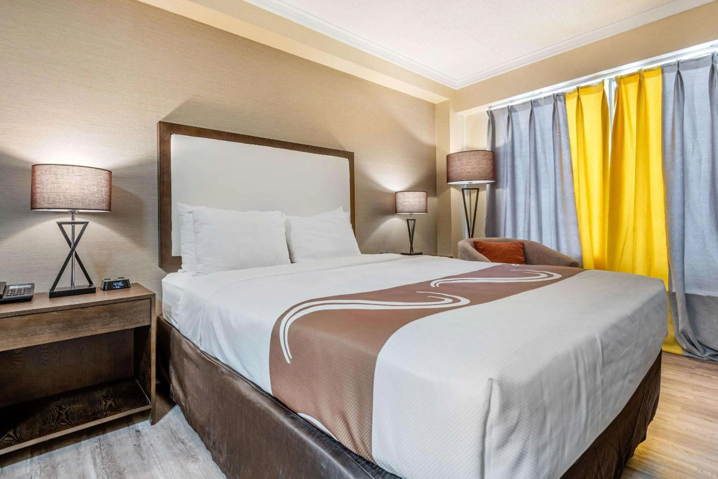 Photo of the whole room, Bed in Quality Inn & Suites