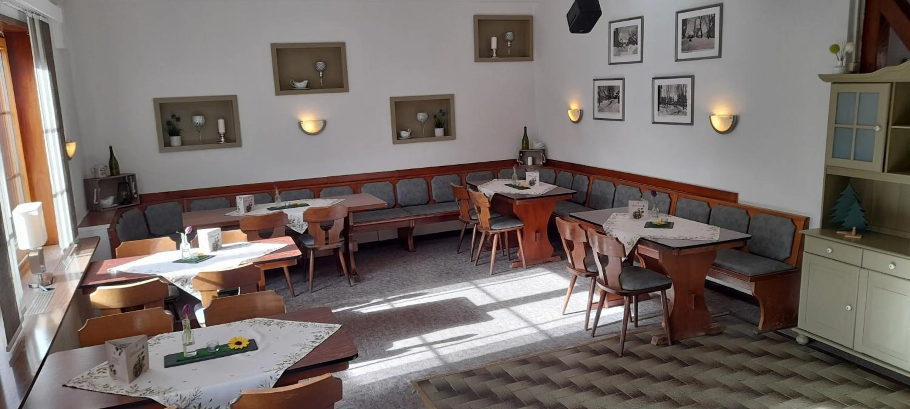 Restaurant/places to eat in Hotel Silbertanne