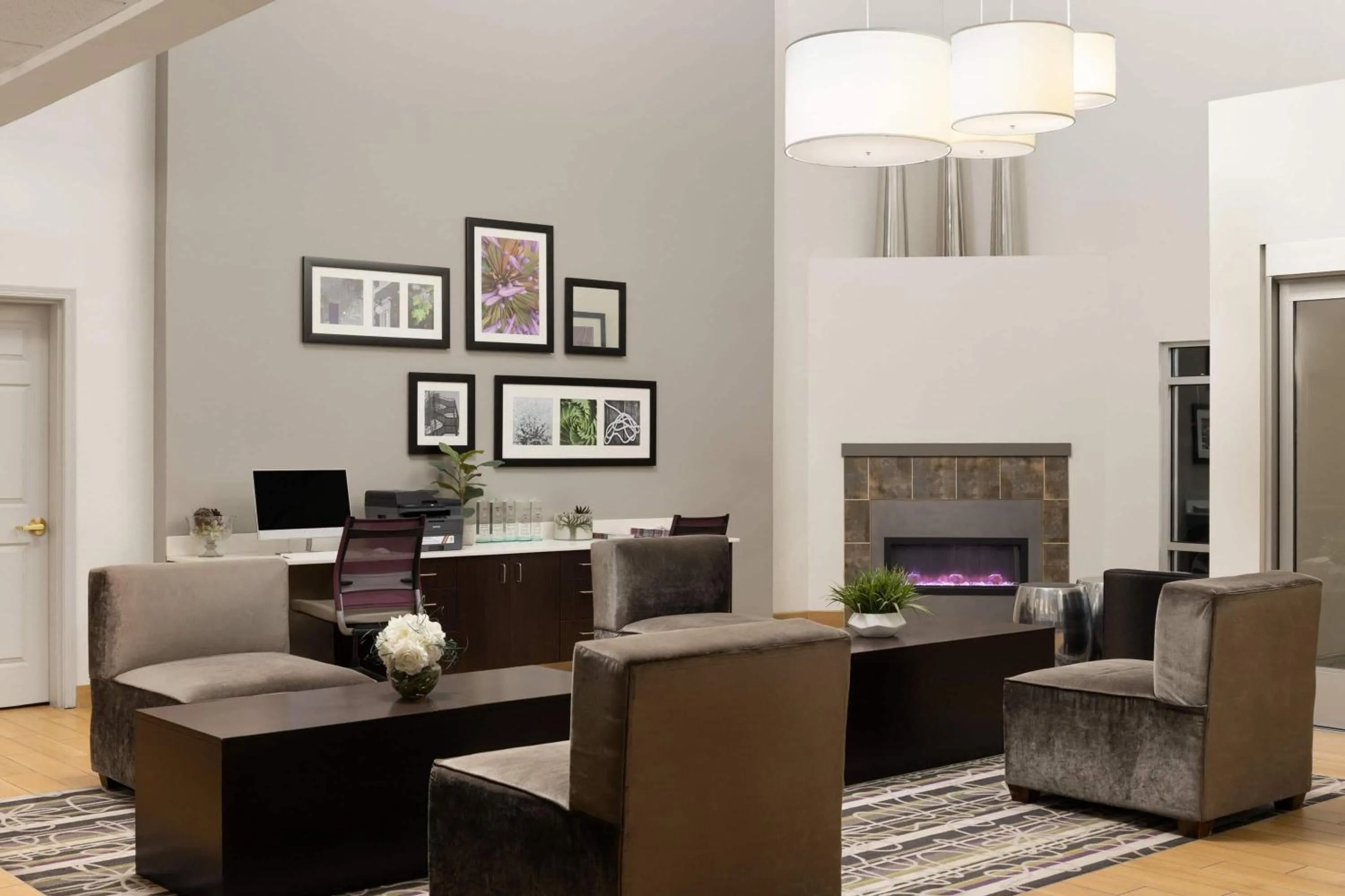 Lobby or reception in La Quinta by Wyndham Spokane Valley