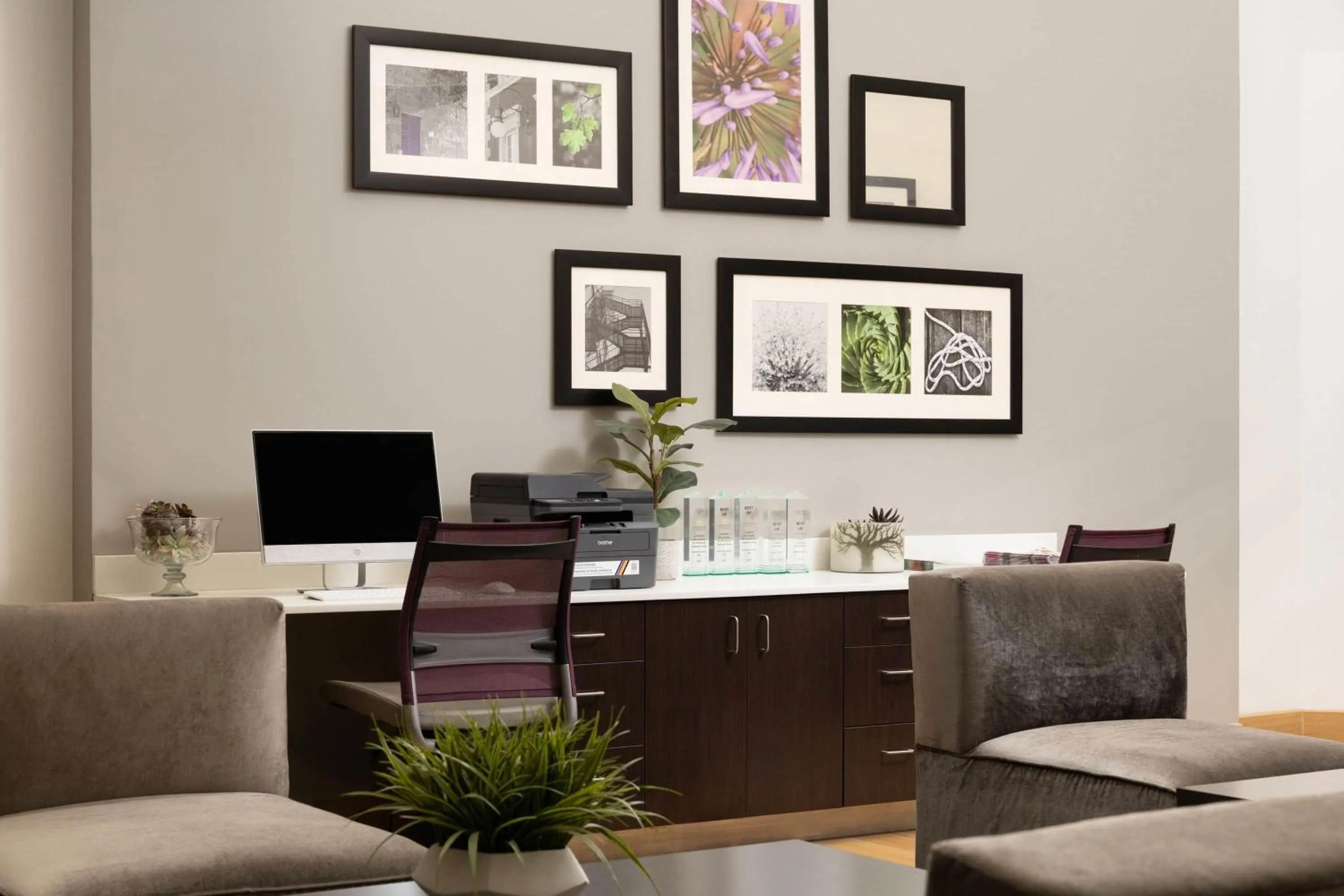 Business facilities in La Quinta by Wyndham Spokane Valley