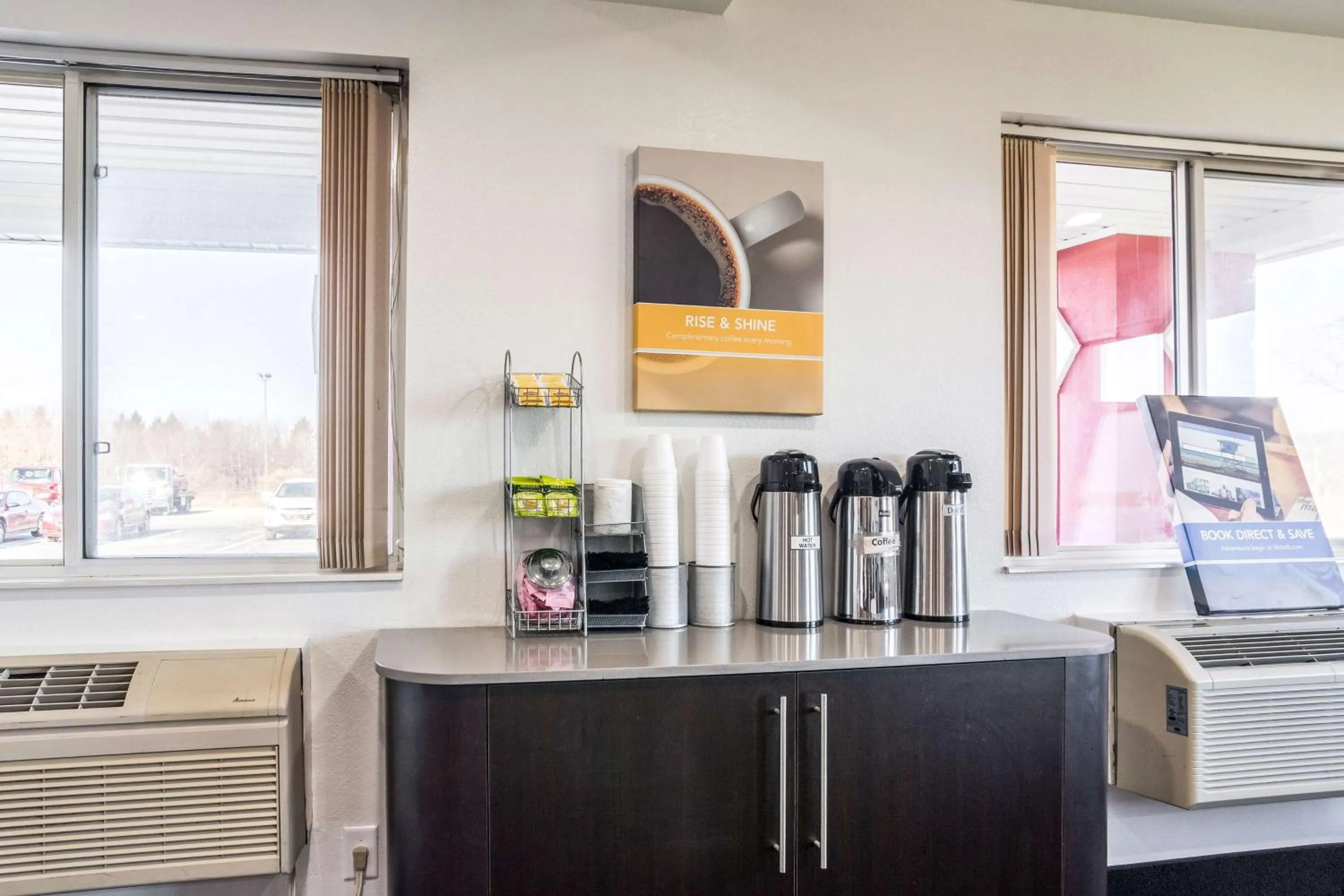 Restaurant/places to eat in Motel 6-Barkeyville, PA