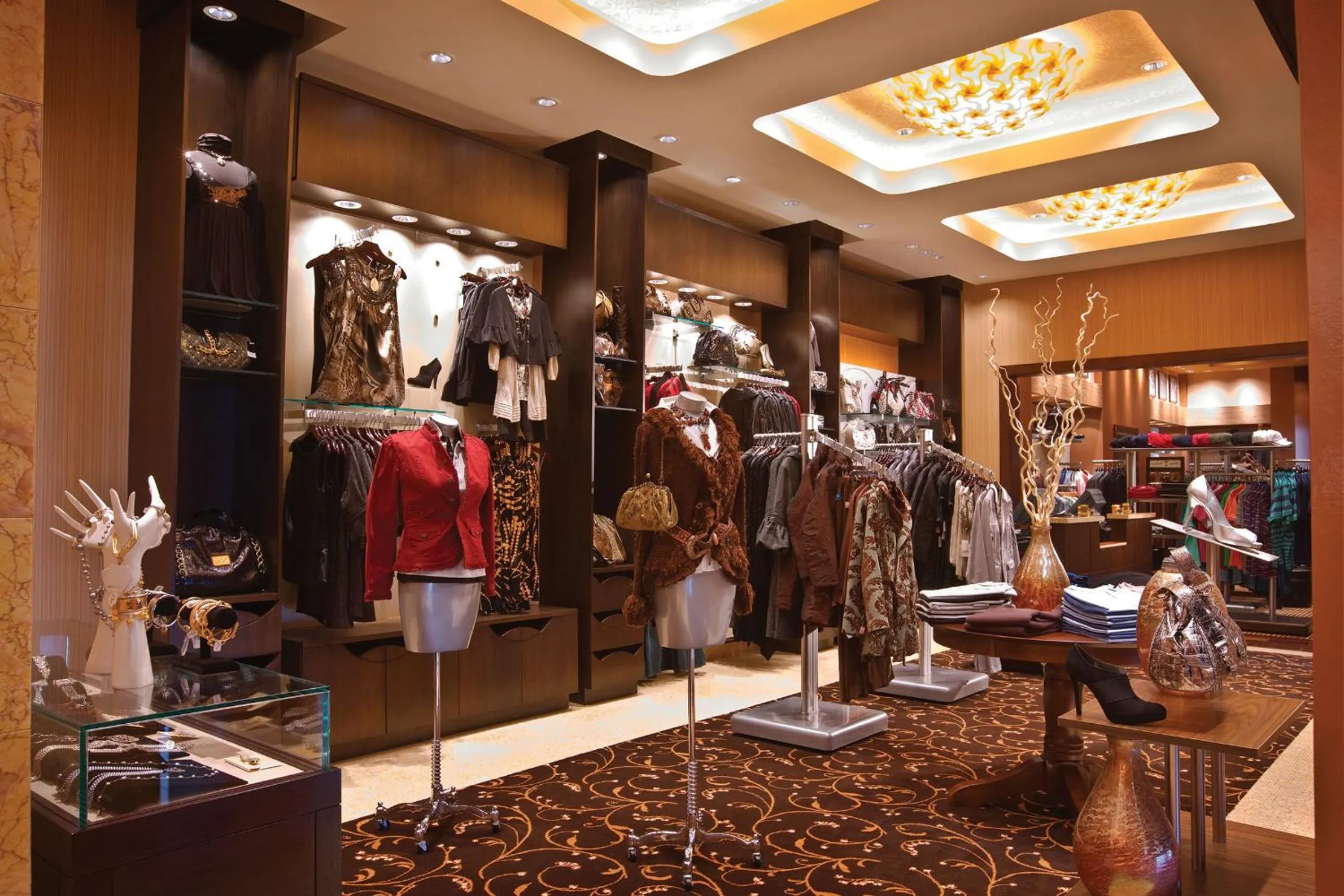 Other in HoteLumiere at the Arch, A Caesars Destination