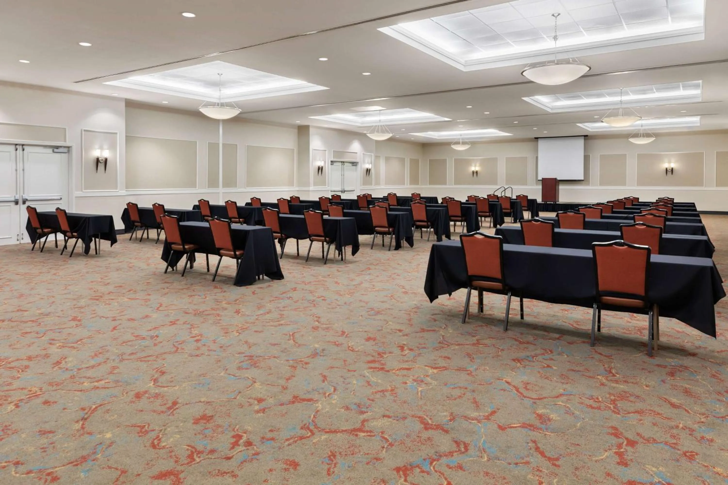 Meeting/conference room in La Quinta by Wyndham San Antonio Medical Ctr. NW