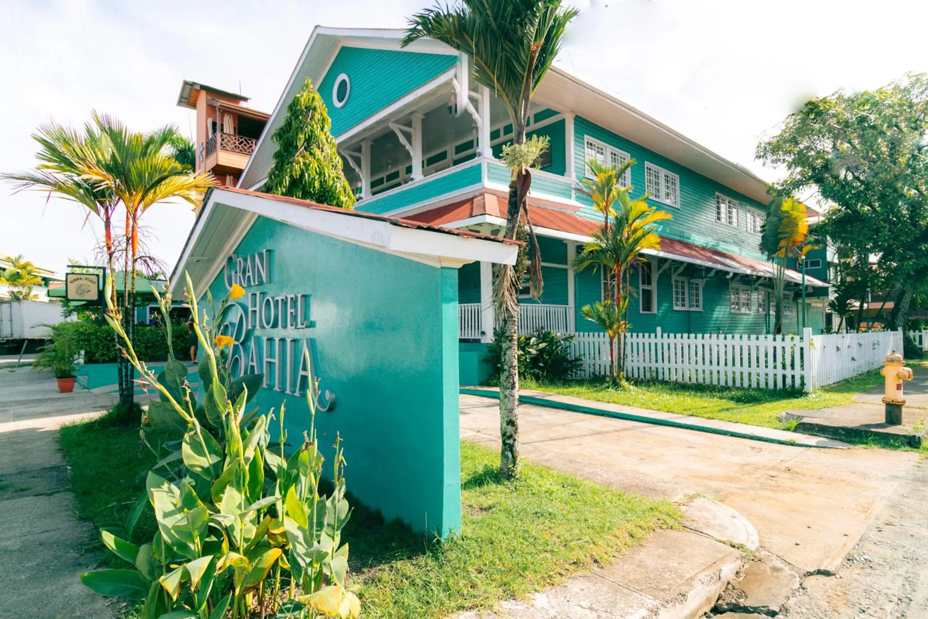 Facade/entrance in Gran Hotel Bahia