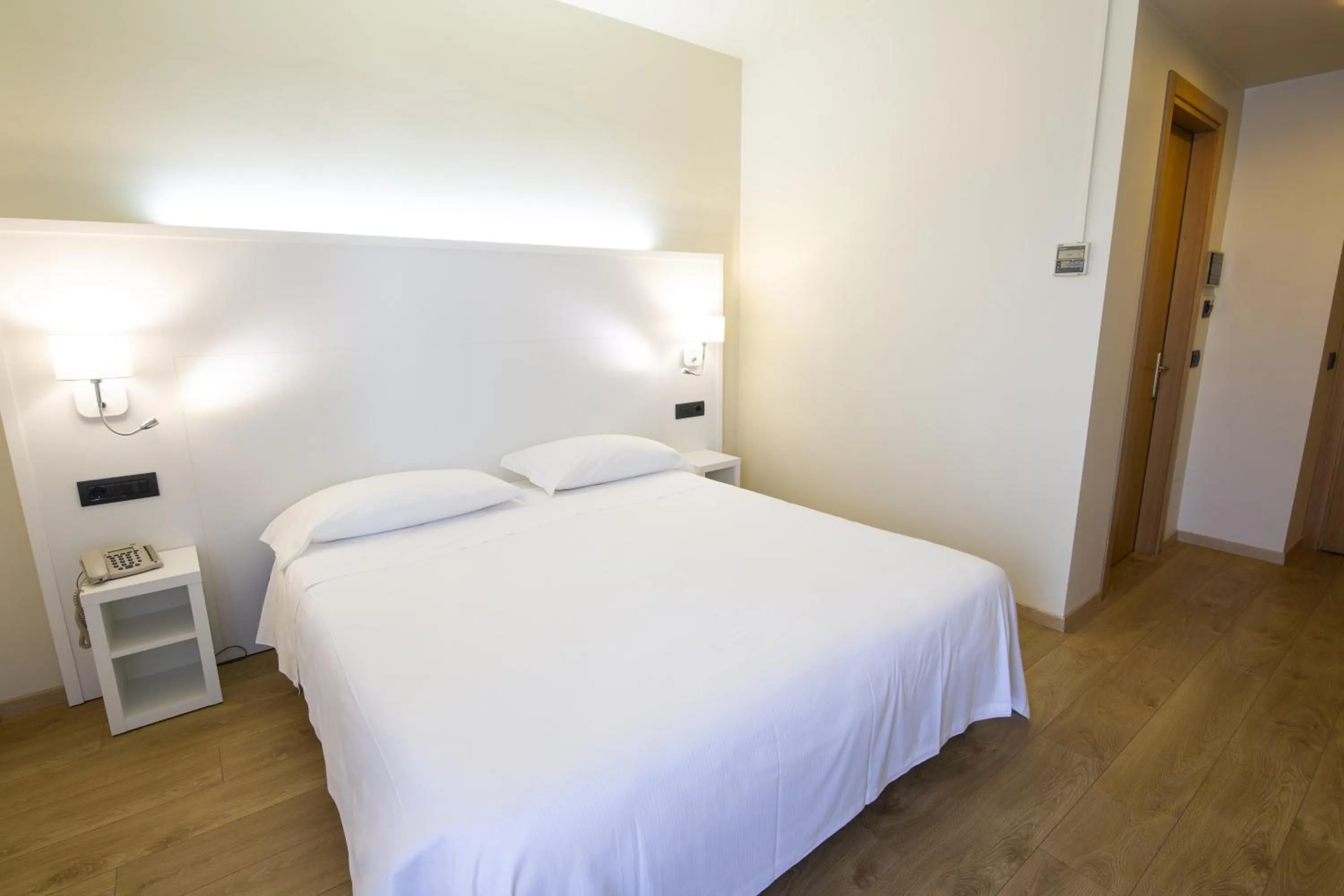 Other, Bed in Hotel Parigi 2 & Spa