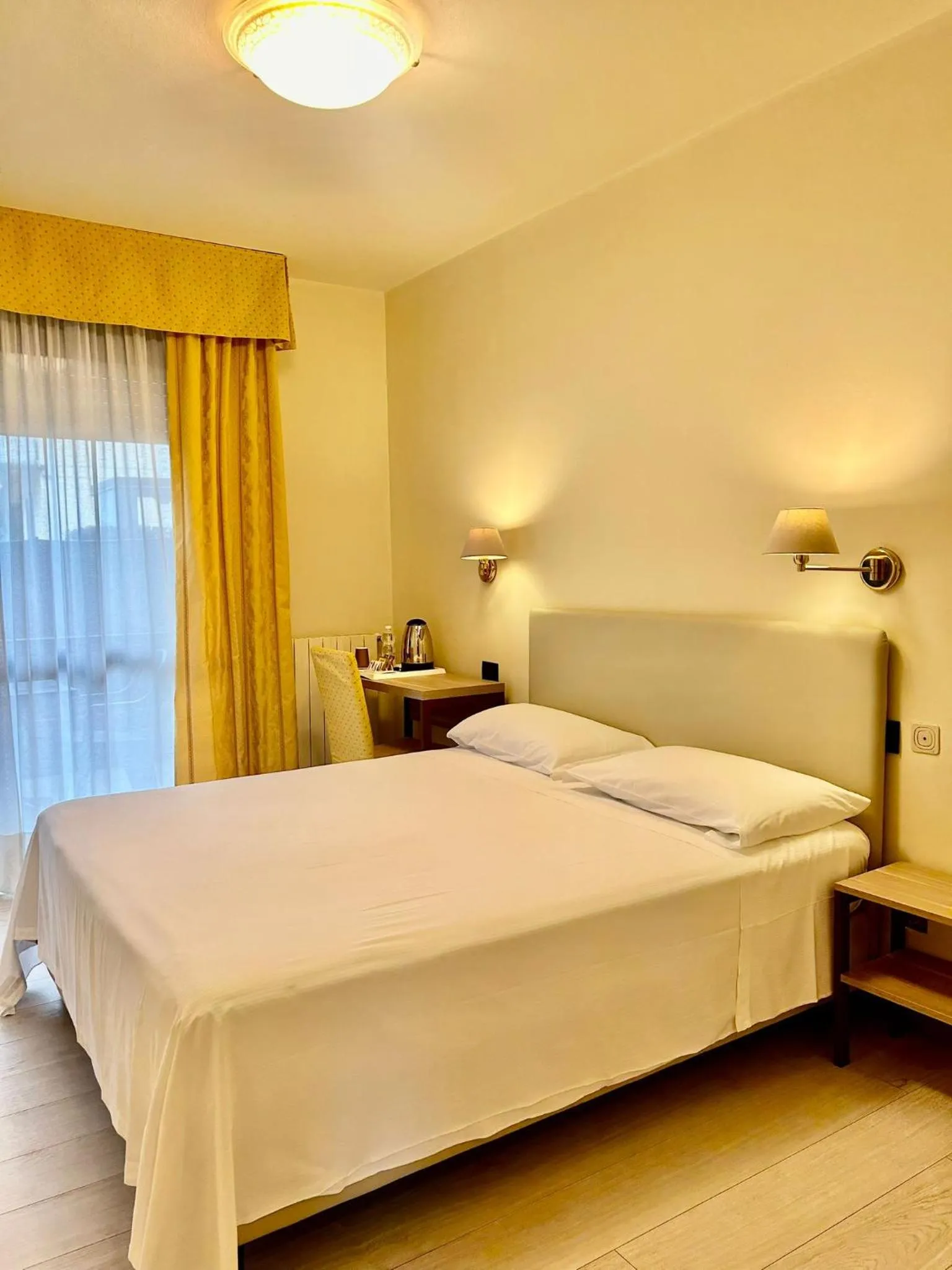 Bed in Hotel Parigi 2 & Spa