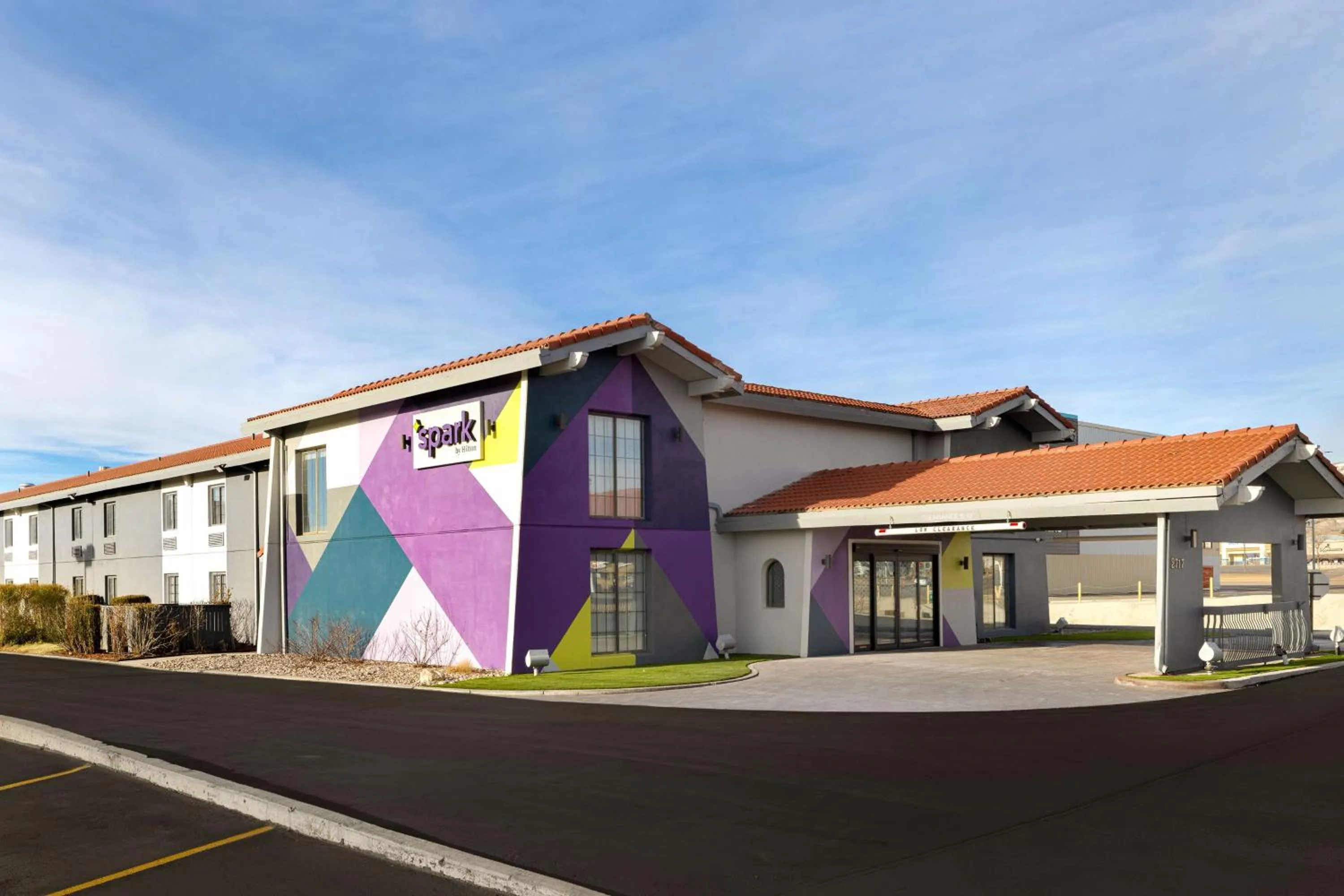 Property building in Spark by Hilton Rock Springs