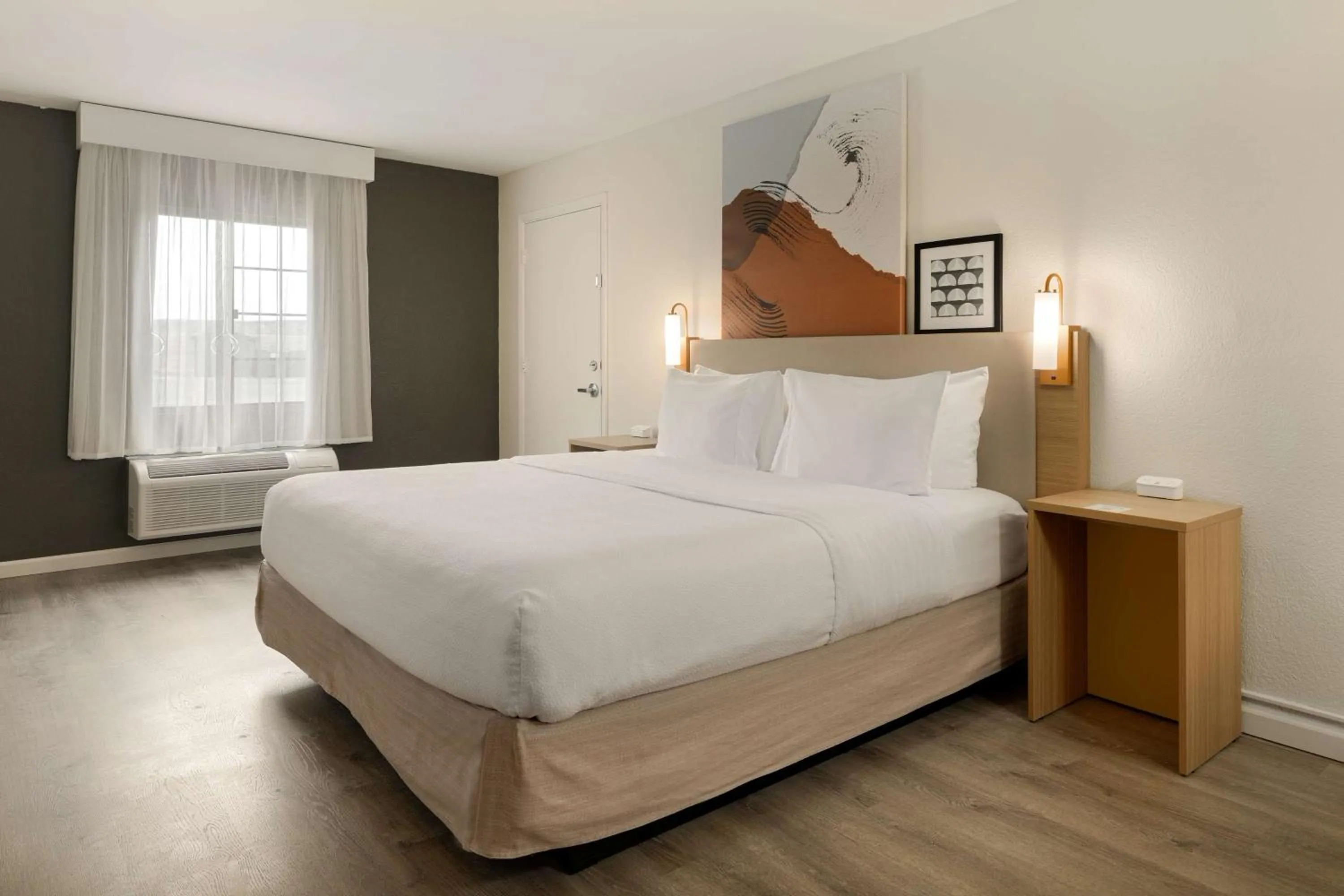 Bed in Spark by Hilton Rock Springs