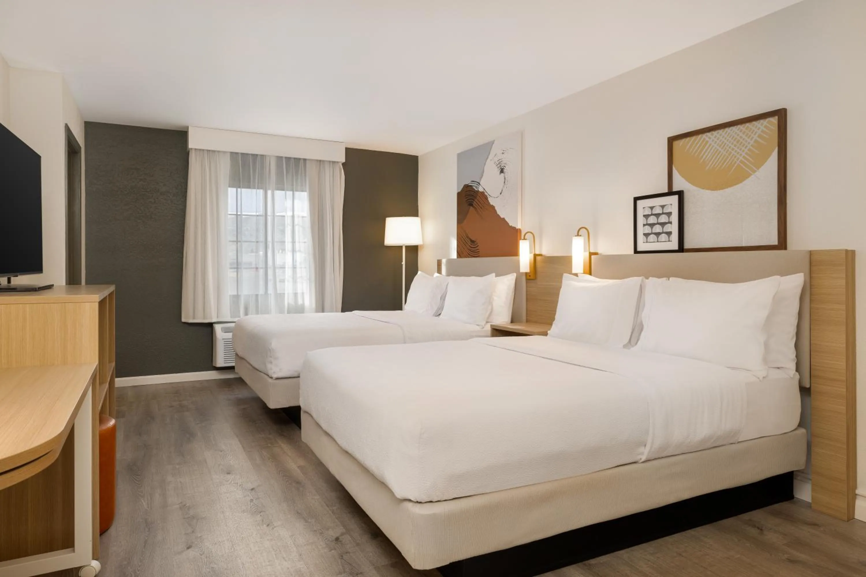 Bed in Spark by Hilton Rock Springs