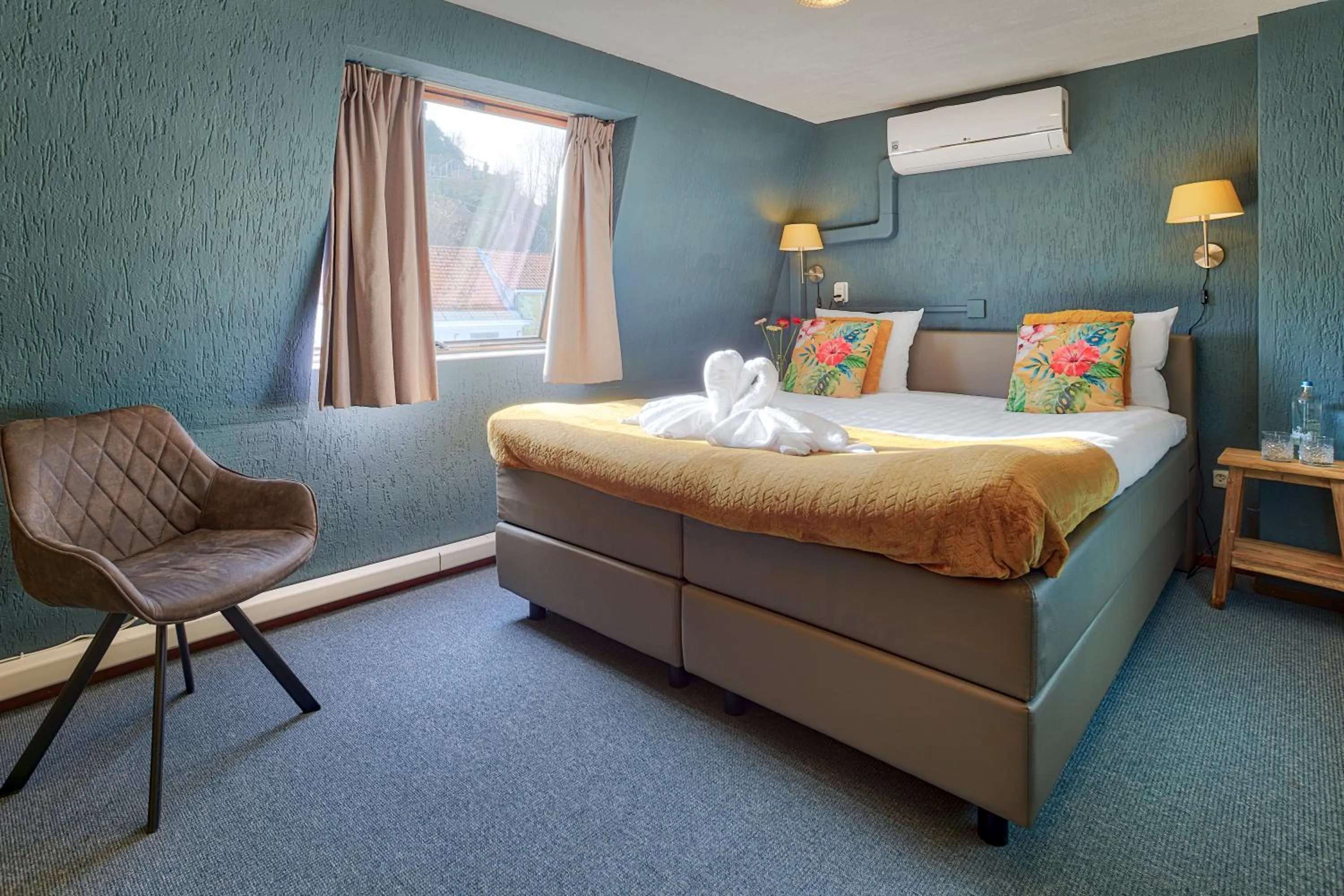 Bed in Bed and Breakfast De Heren van Valkenburg