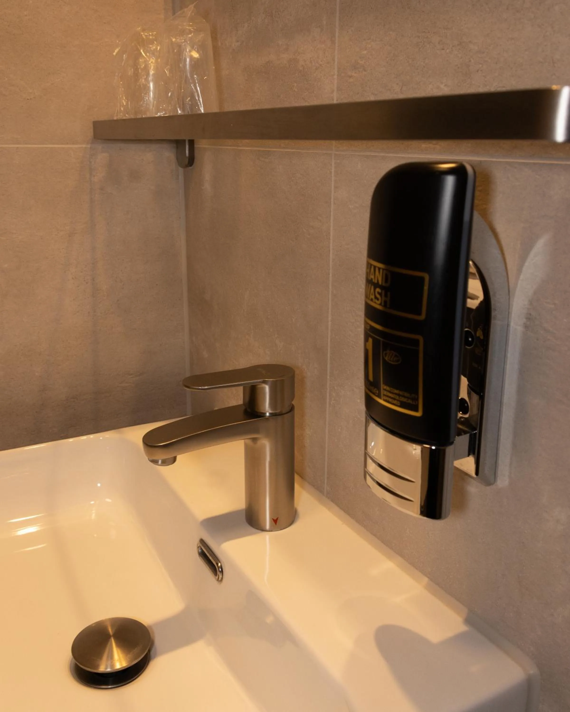 Bathroom in Bed and Breakfast De Heren van Valkenburg