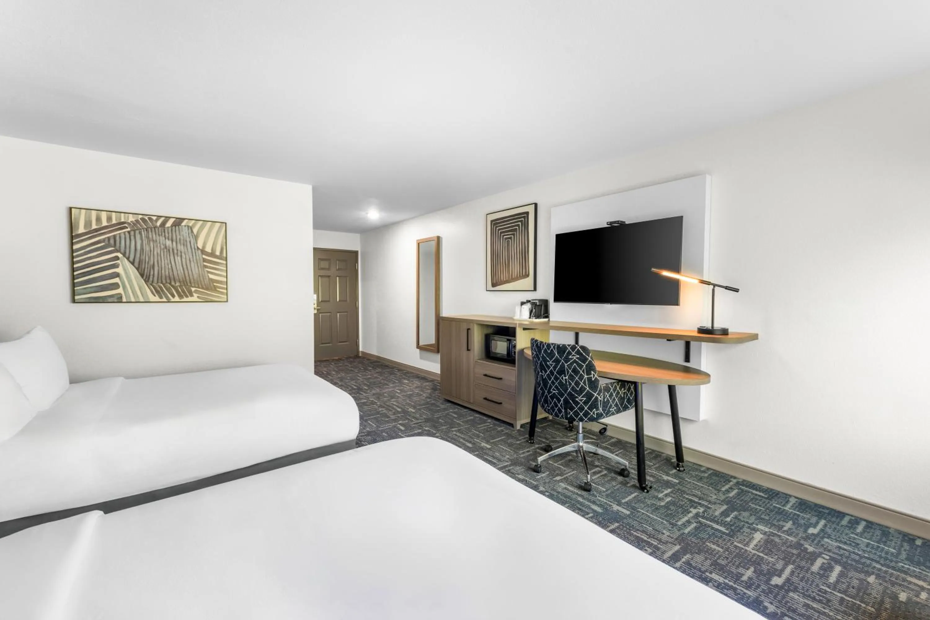 Photo of the whole room, Bed in Best Western Acadia Hotel