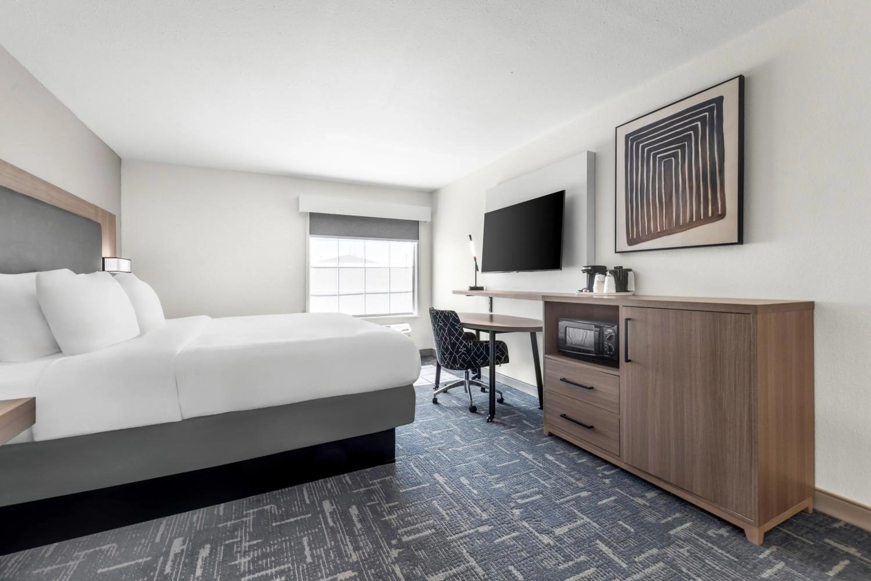 Photo of the whole room, Bed in Best Western Acadia Hotel