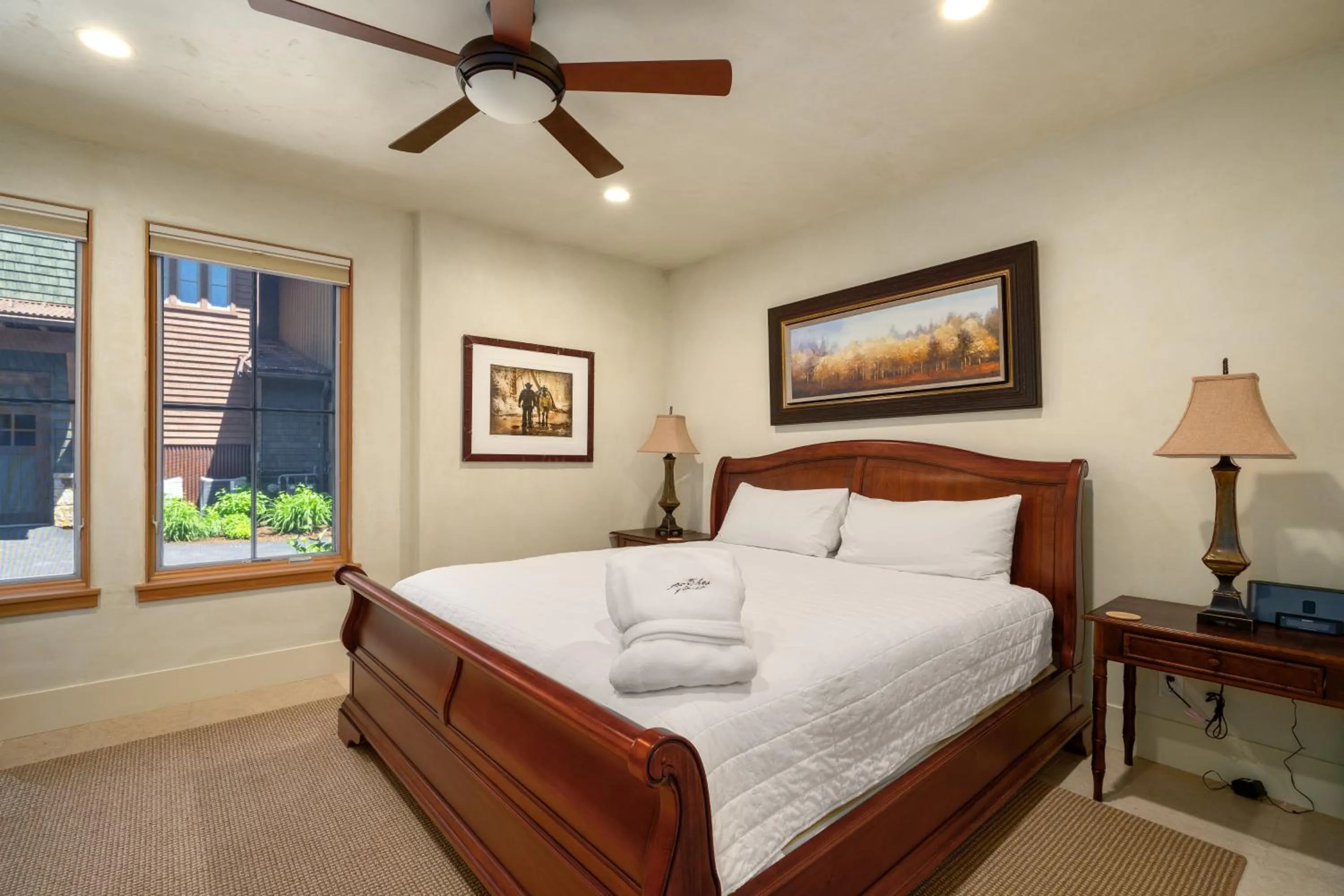 Bedroom, Bed in The Porches