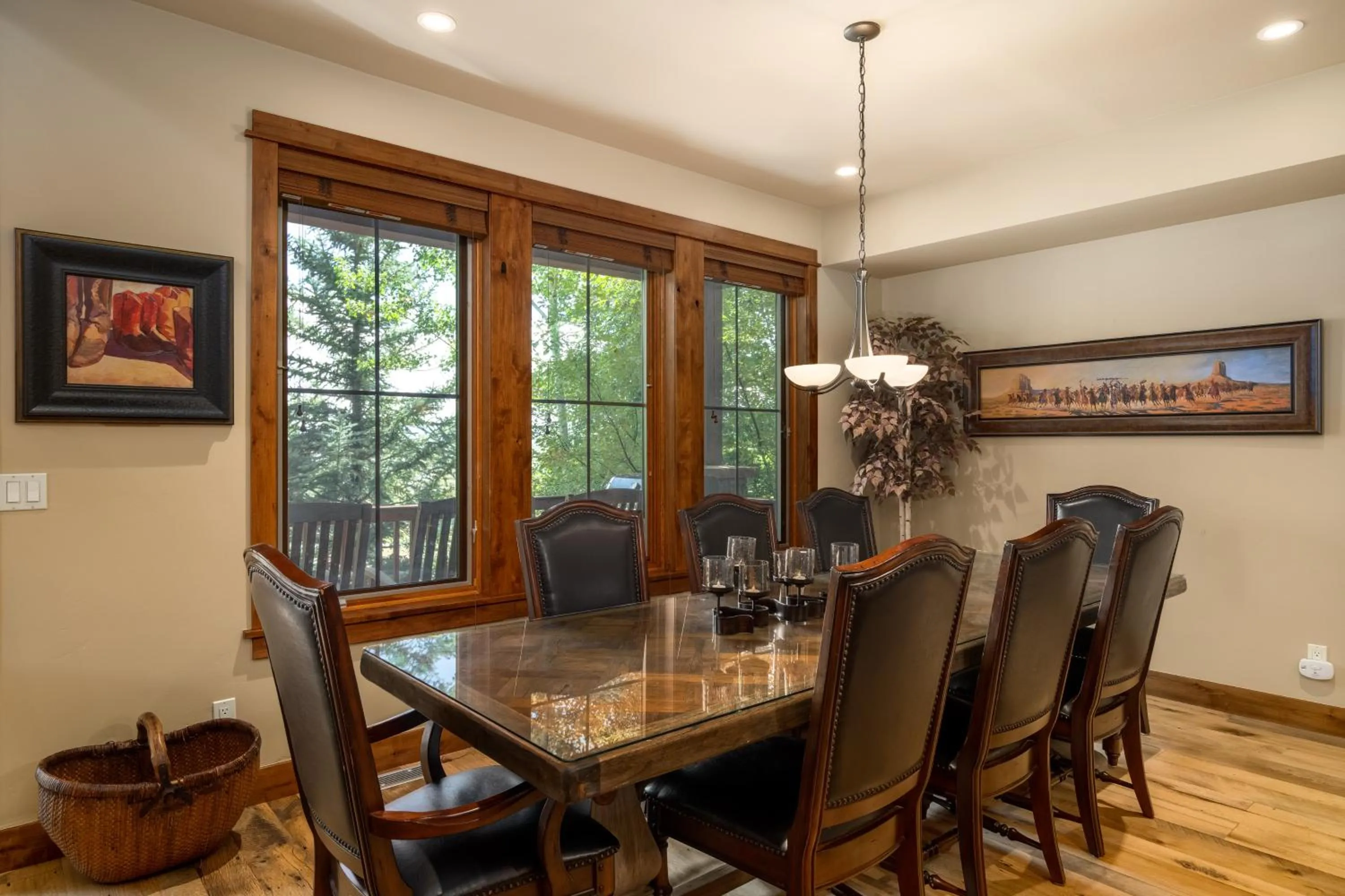 Dining area in The Porches
