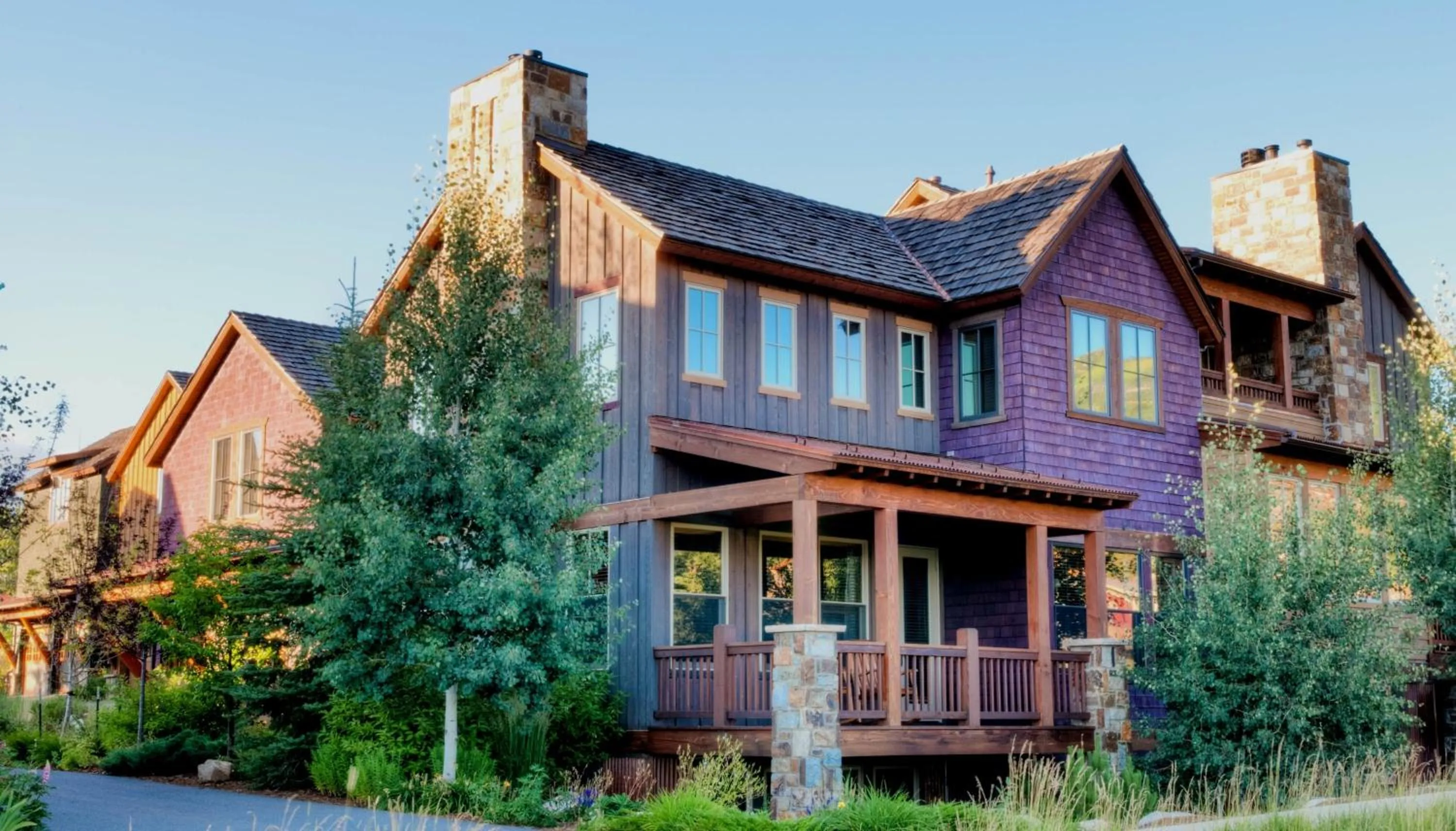 Facade/entrance in The Porches
