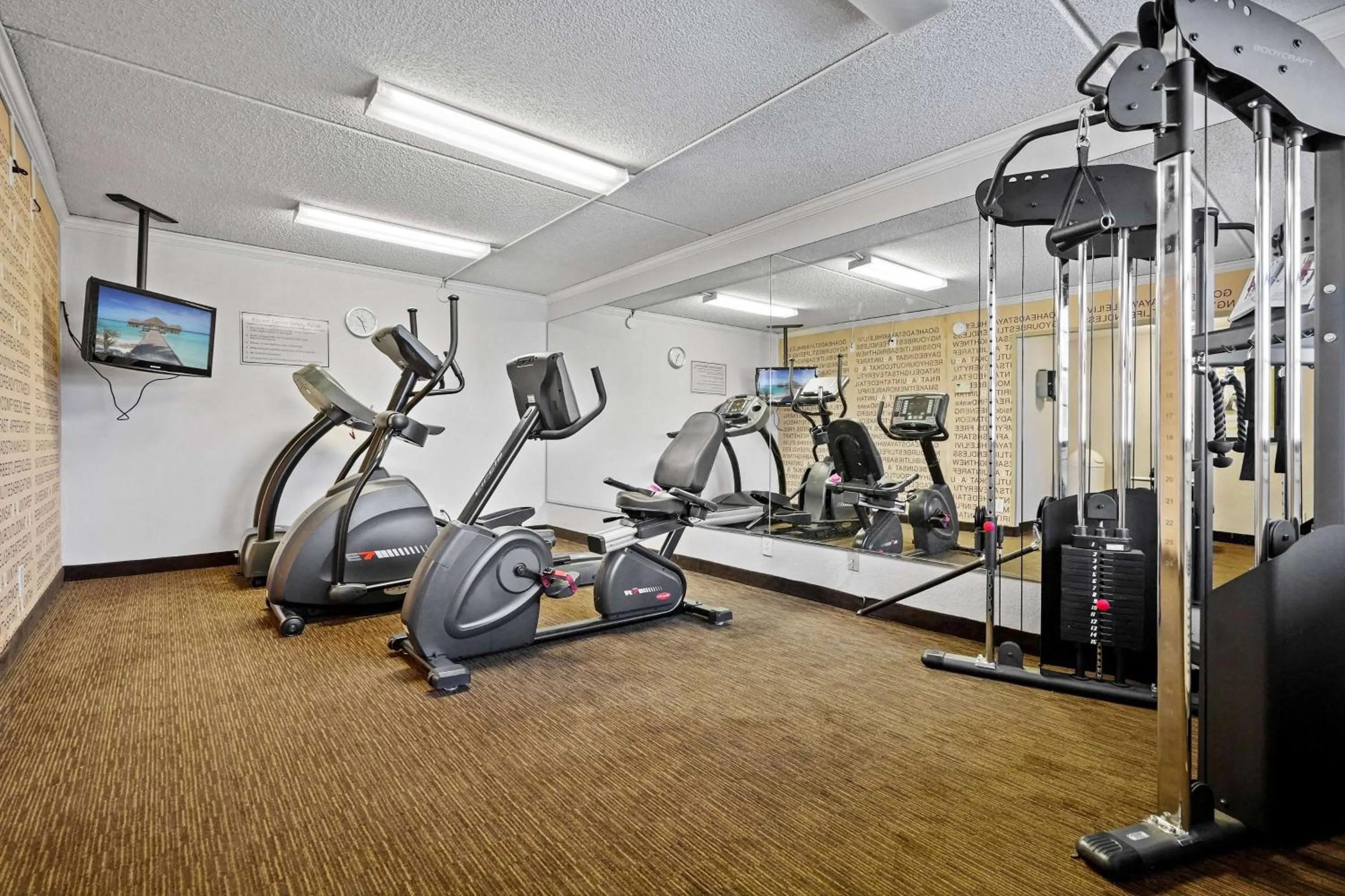 Fitness centre/facilities in La Quinta Inn by Wyndham Costa Mesa Orange County