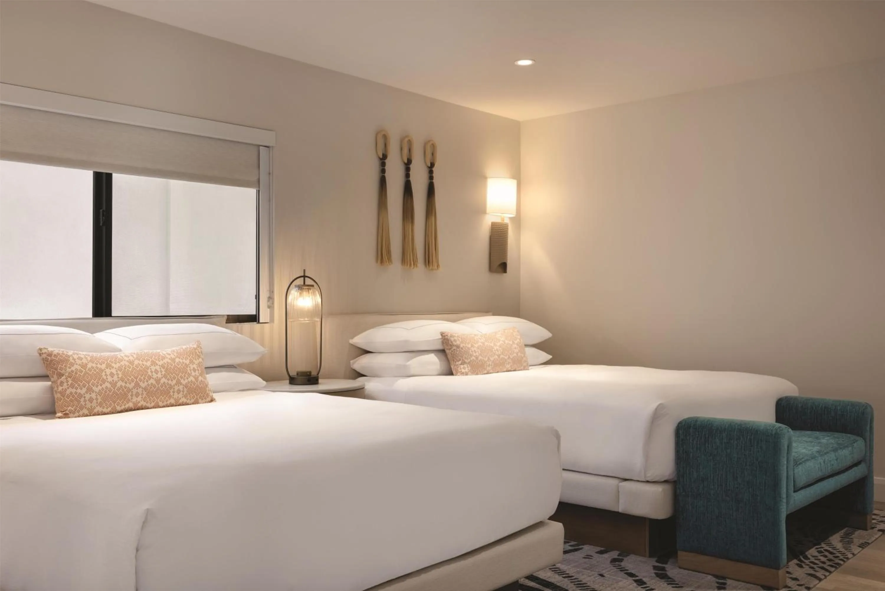 Bed in Hilton Scottsdale Resort & Villas