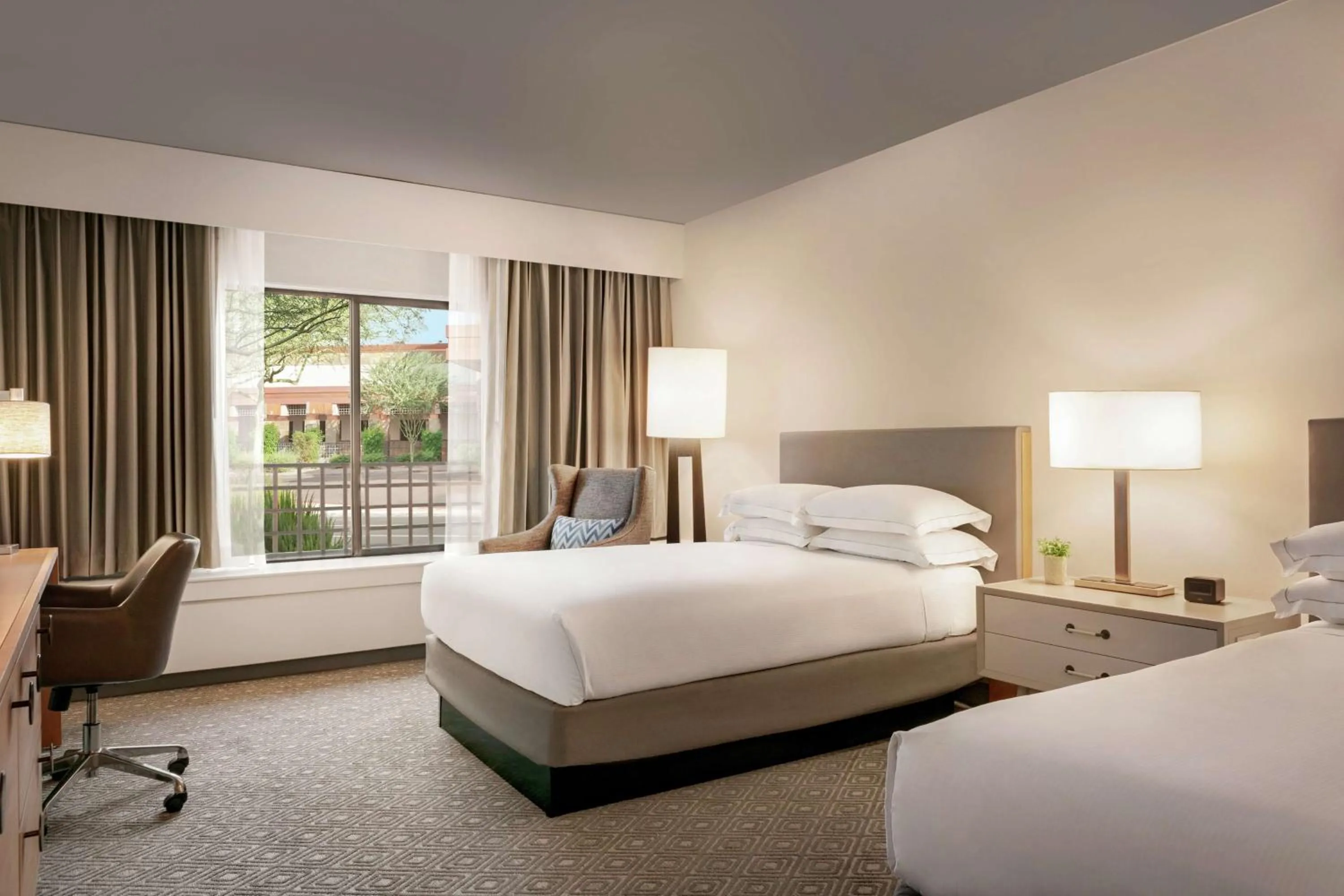 Deluxe Double Room in Hilton Scottsdale Resort & Villas