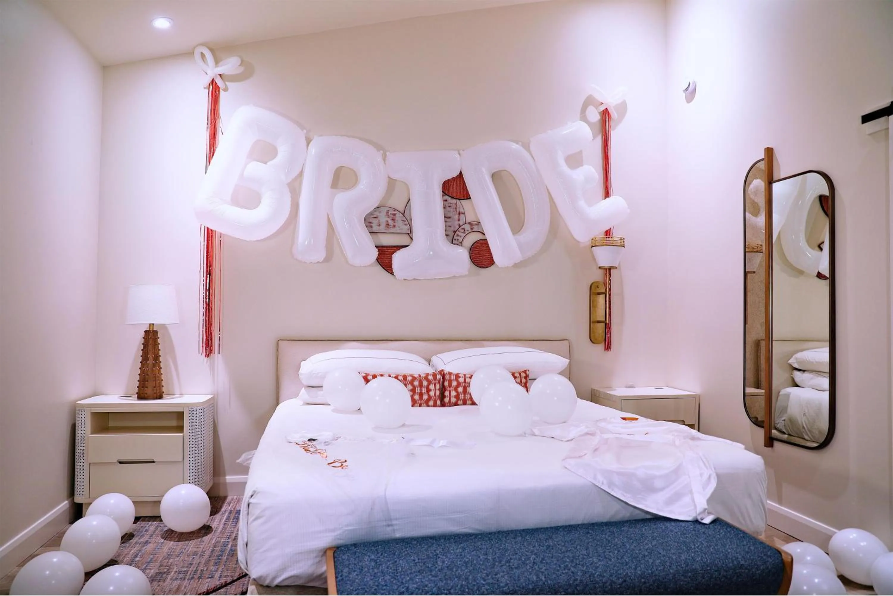 Bed in Hilton Scottsdale Resort & Villas