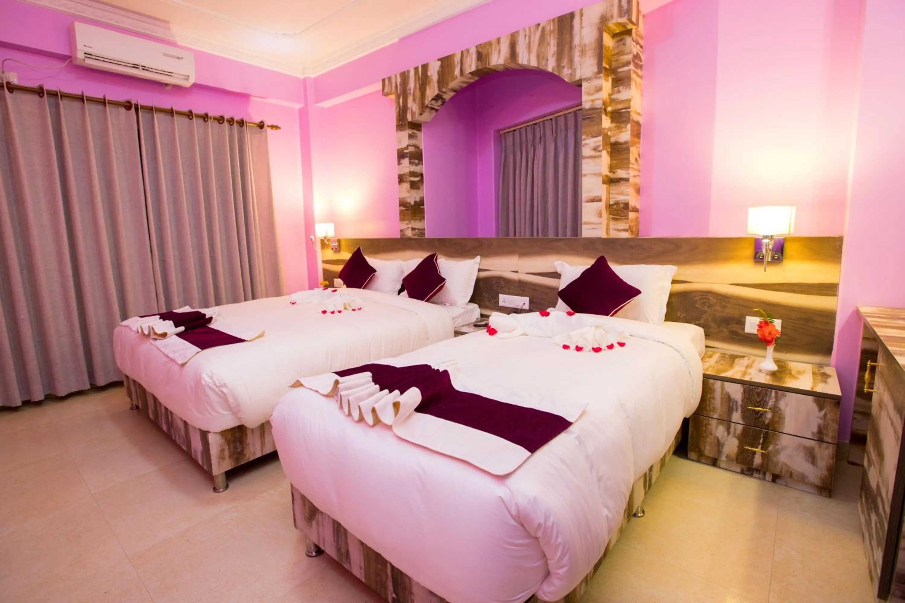 Deluxe Family Room in Hotel Task International