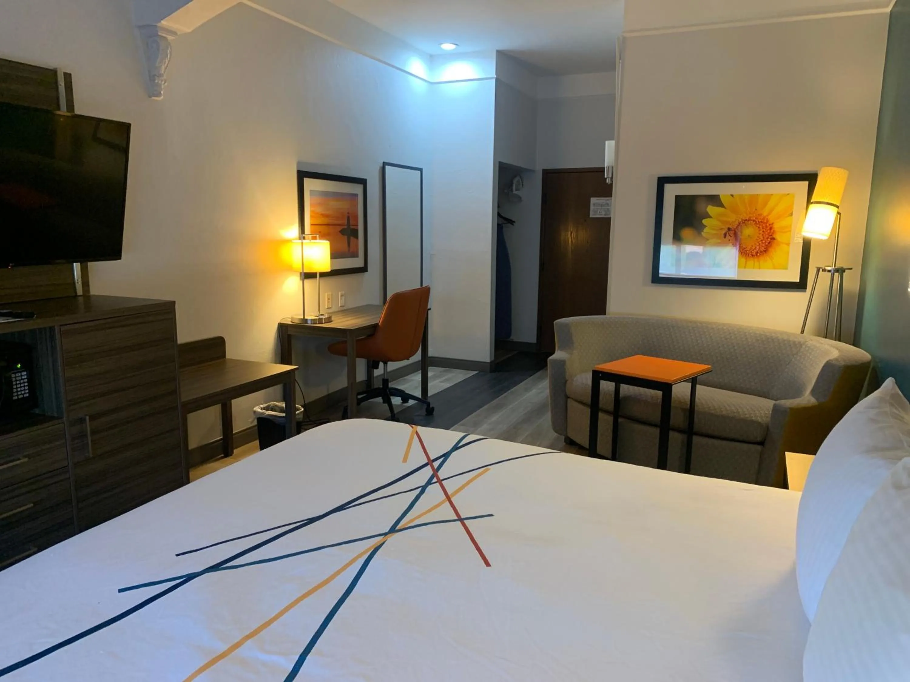 Bed in La Quinta by Wyndham OKC North - Quail Springs