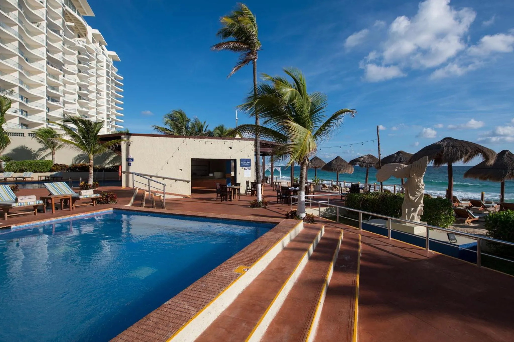Pool view in Club Regina Cancun