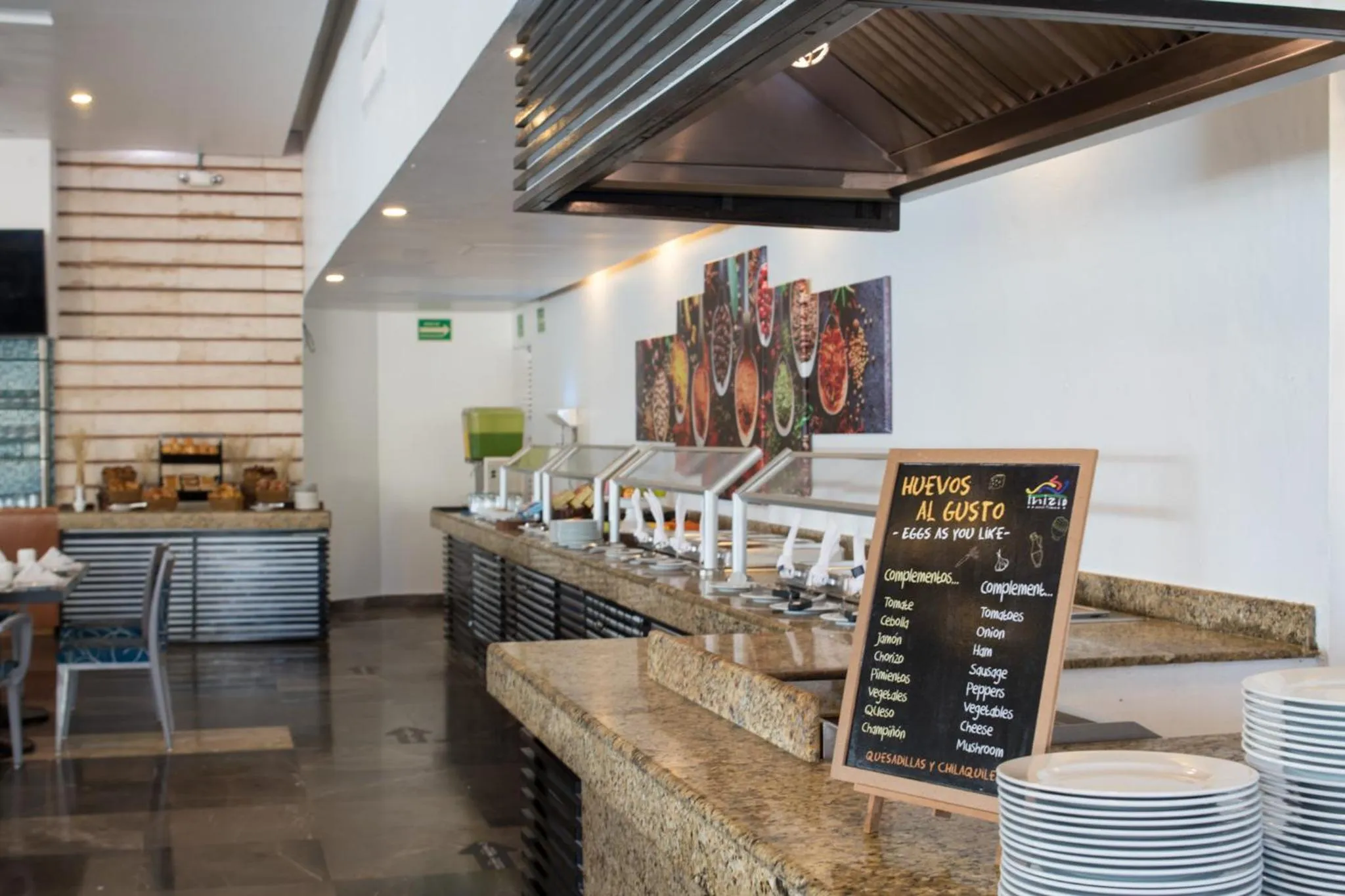 Restaurant/places to eat in Club Regina Cancun