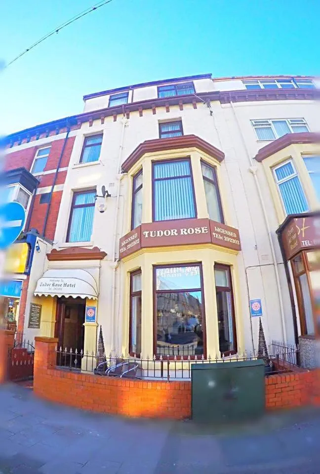 Facade/entrance in Tudor Rose Hotel
