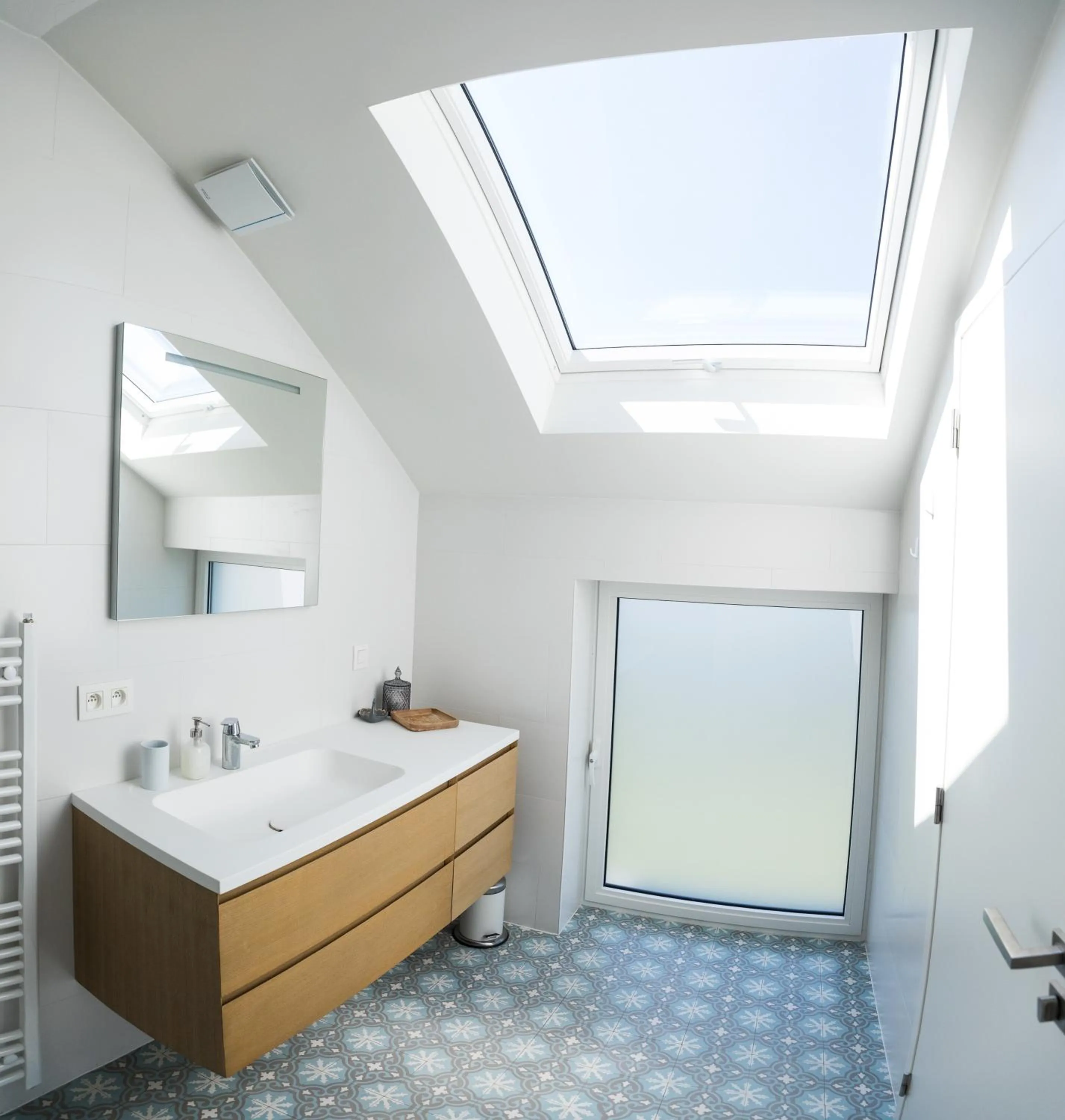 Bathroom, Bed in Chez Spoons B&B