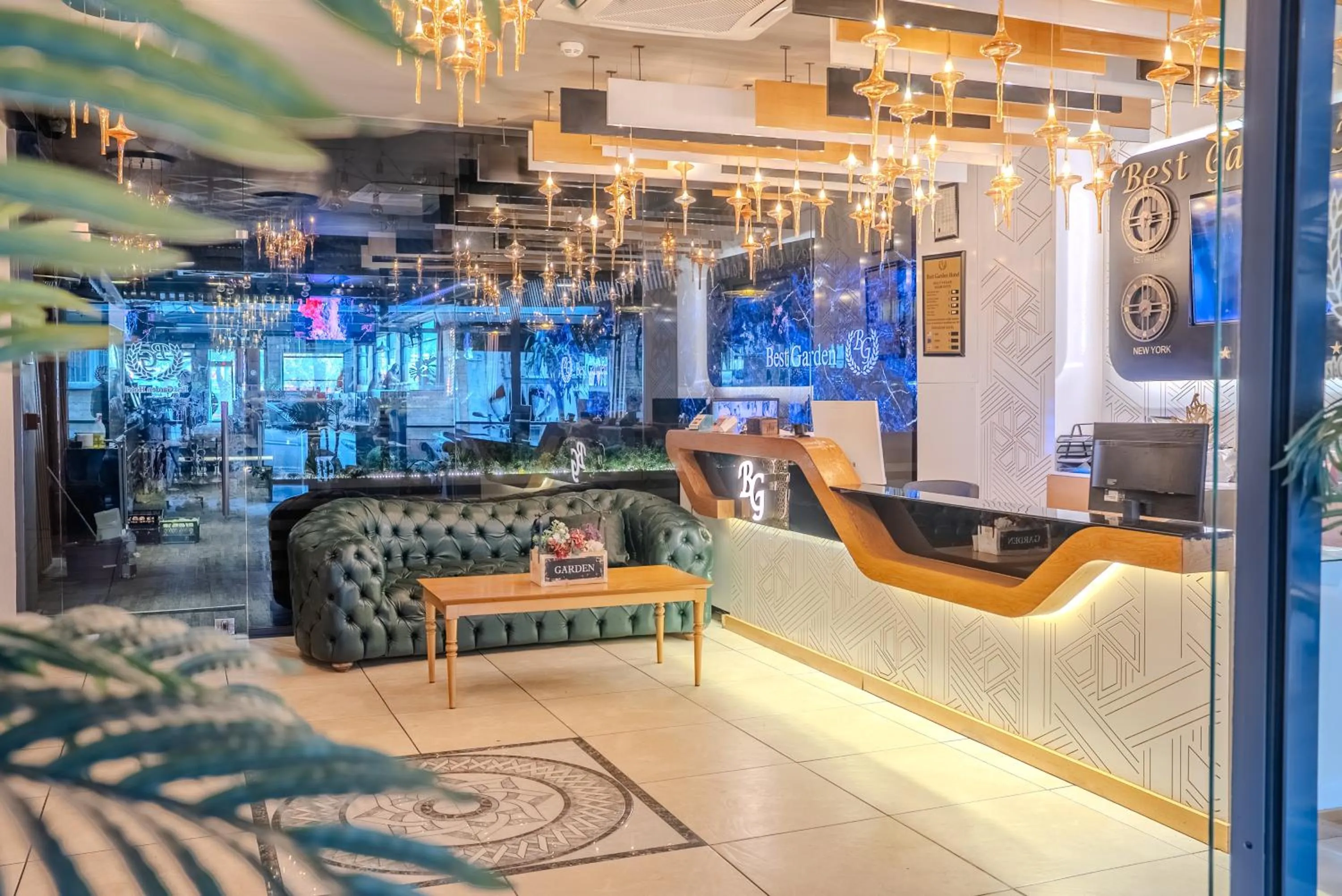 Lobby or reception in BEST GARDEN HOTEL