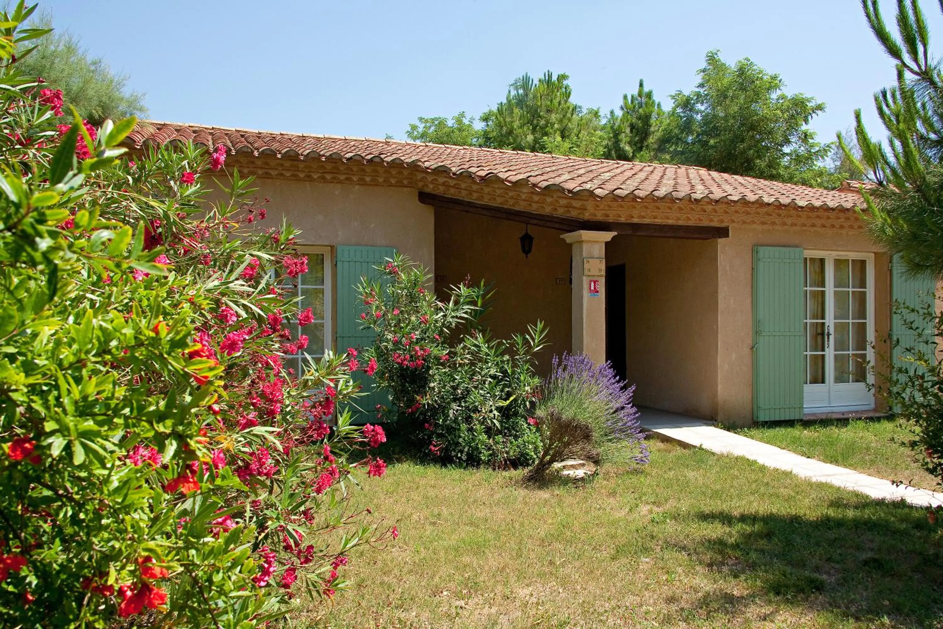 Facade/entrance in Le Mas Des Sables