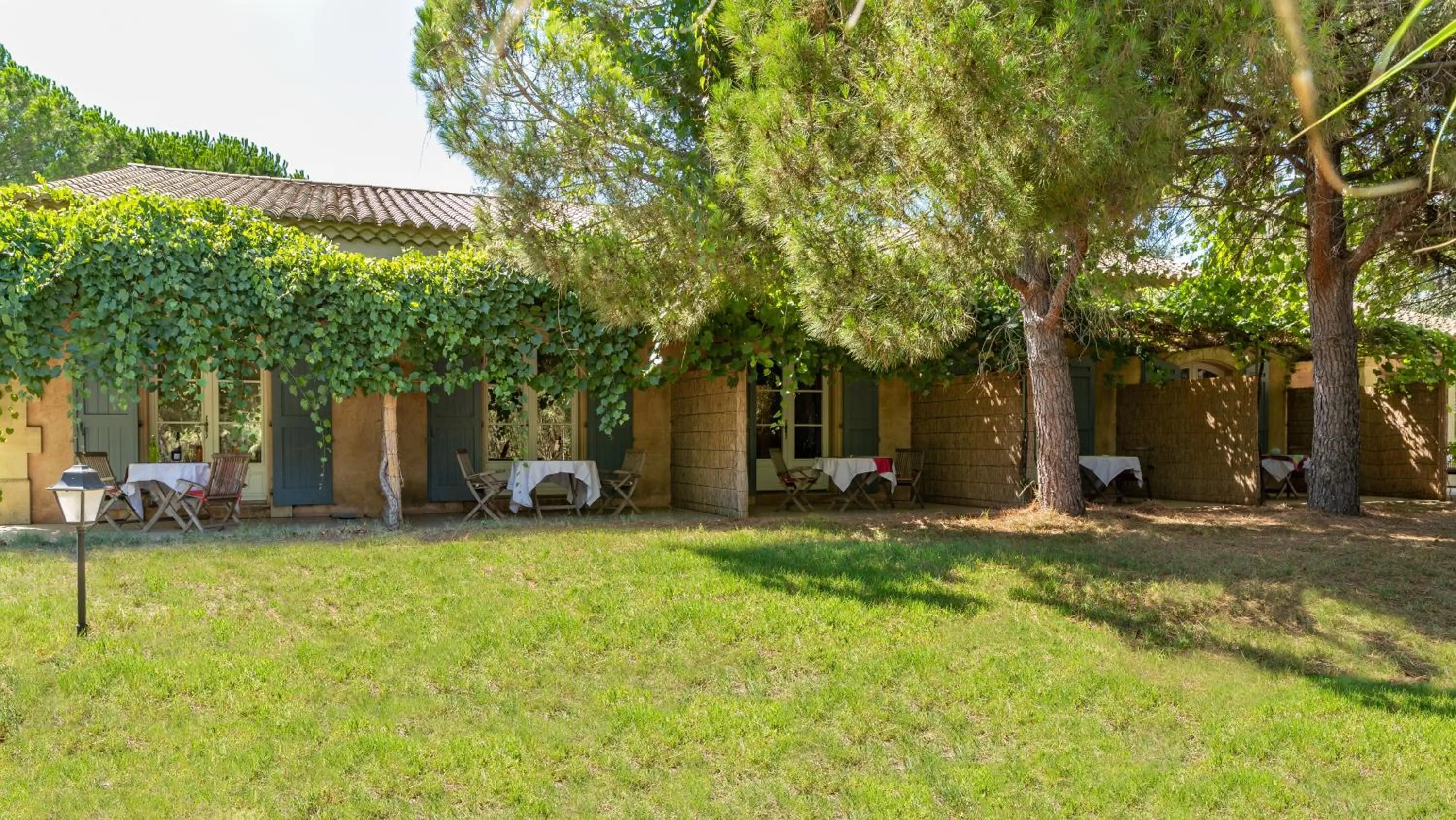 Garden in Le Mas Des Sables