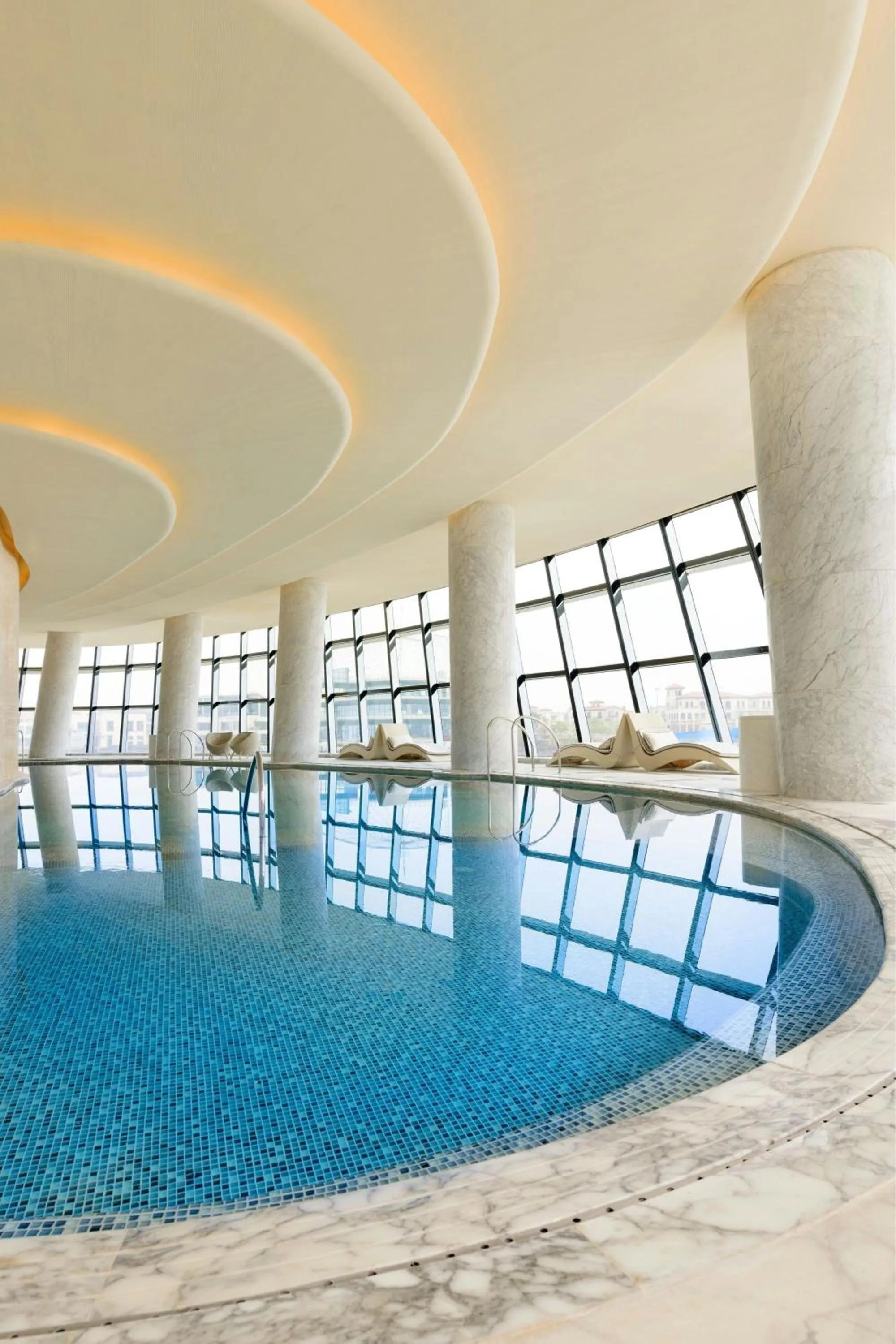 Swimming pool in Sheraton Huzhou Taihu Lake Hot Spring Resort & Spa