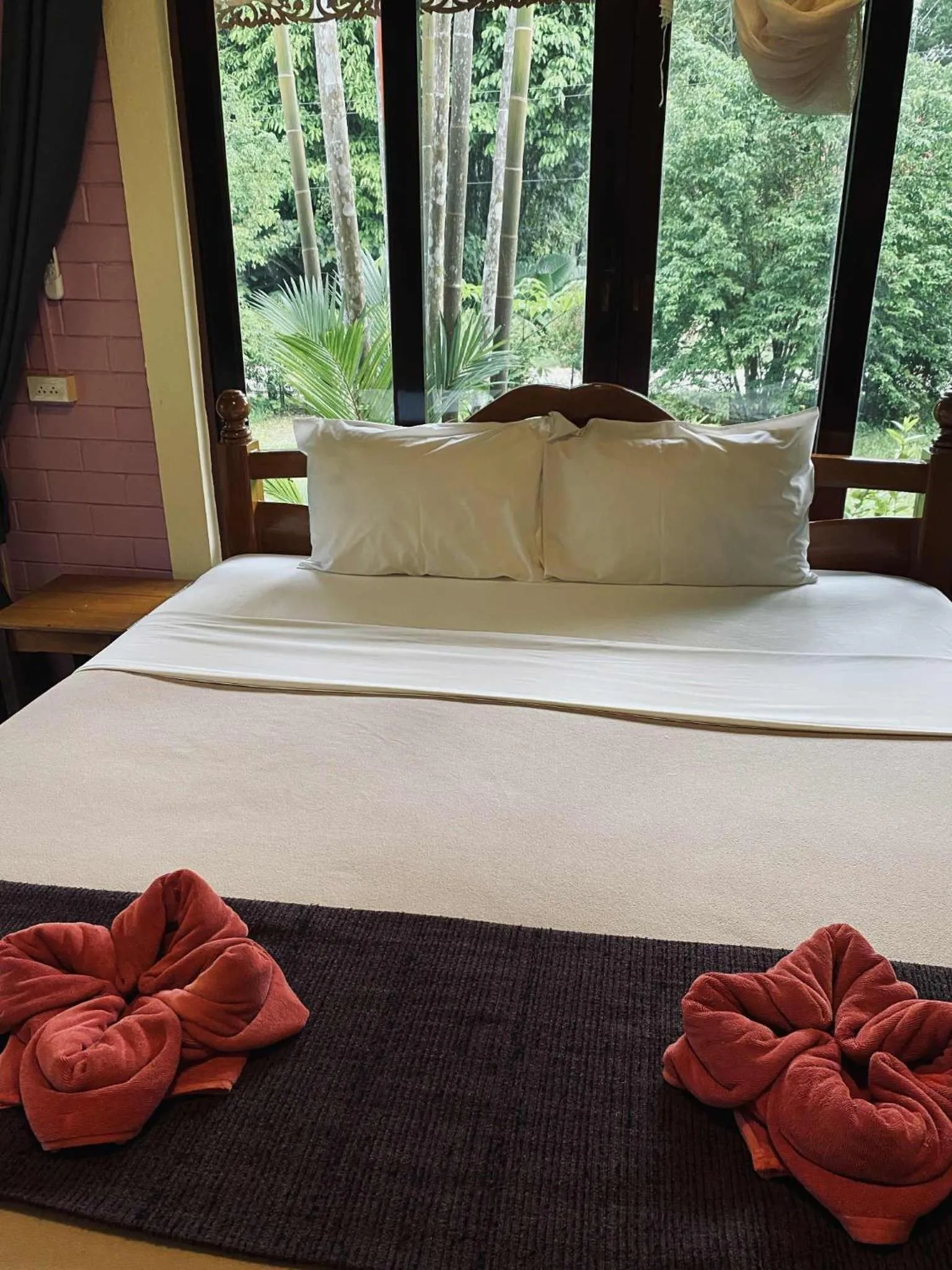 Bed in Khao Sok Nung House