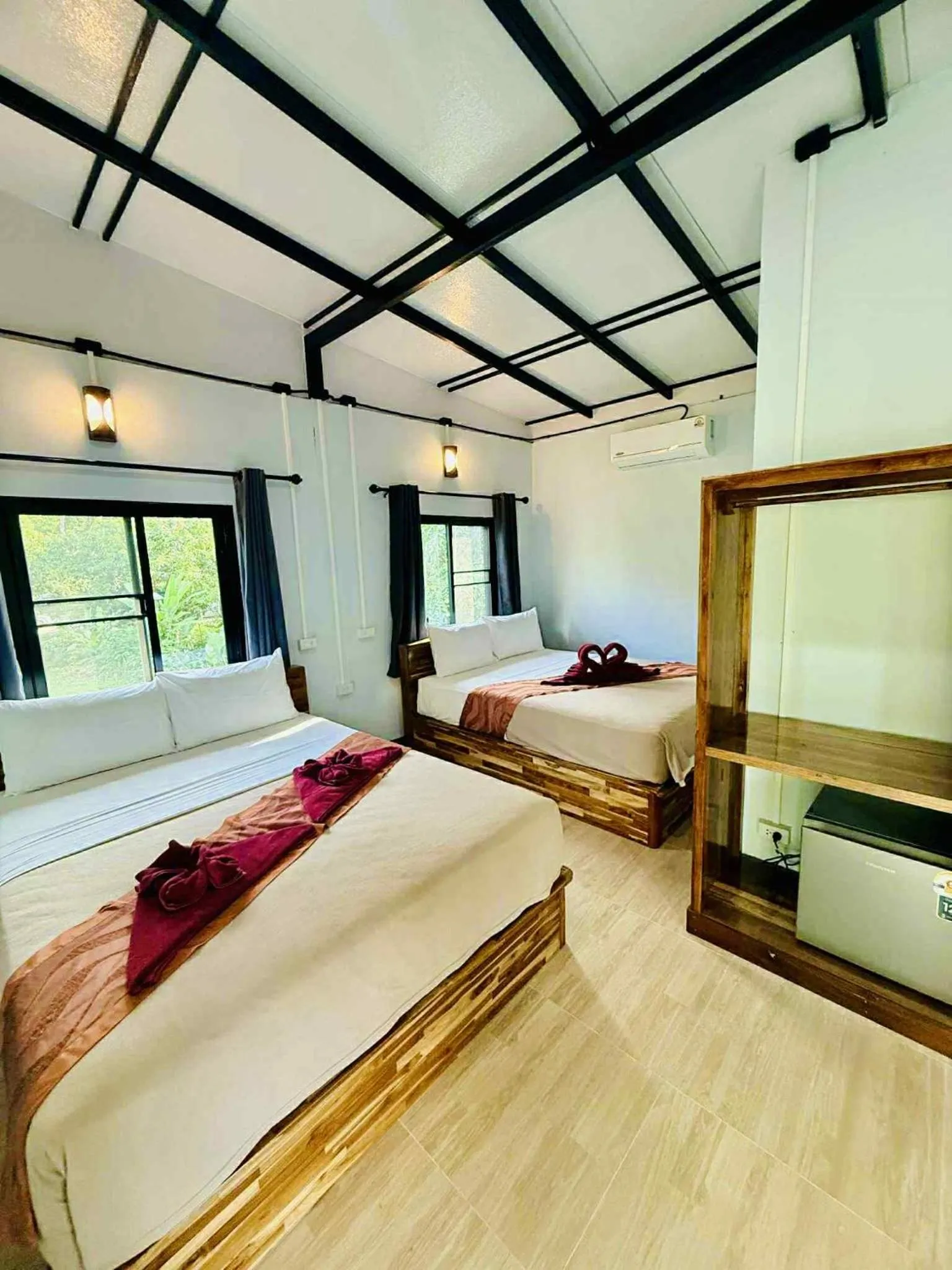 Property building, Bed in Khao Sok Nung House