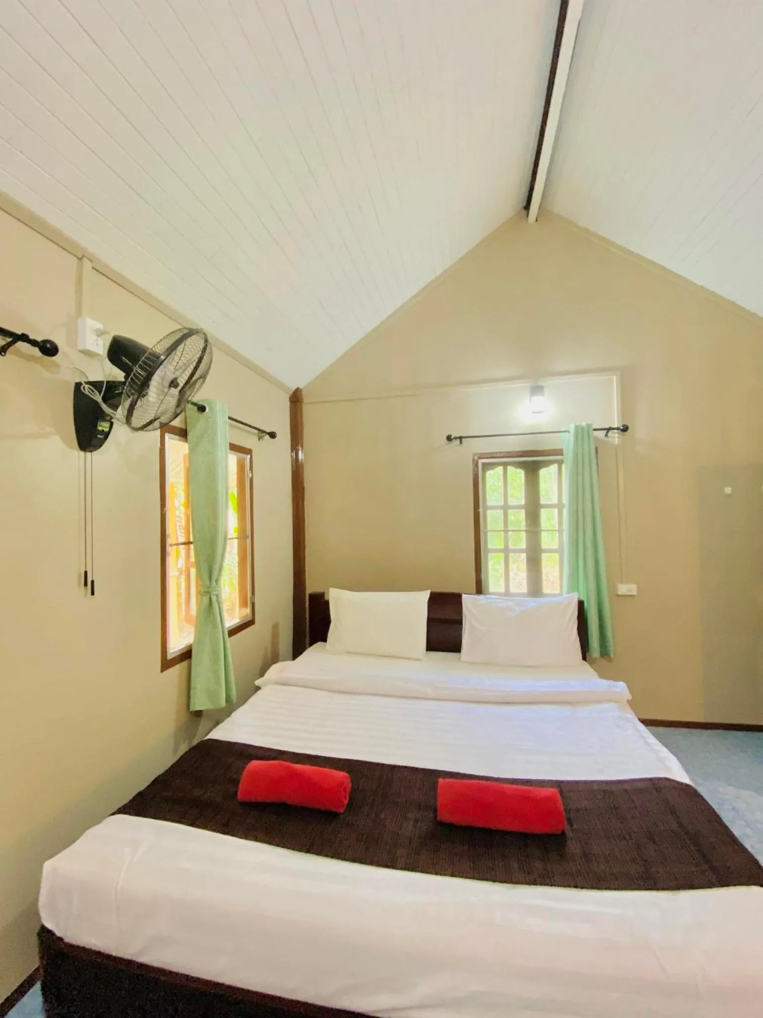 Bed in Khao Sok Nung House