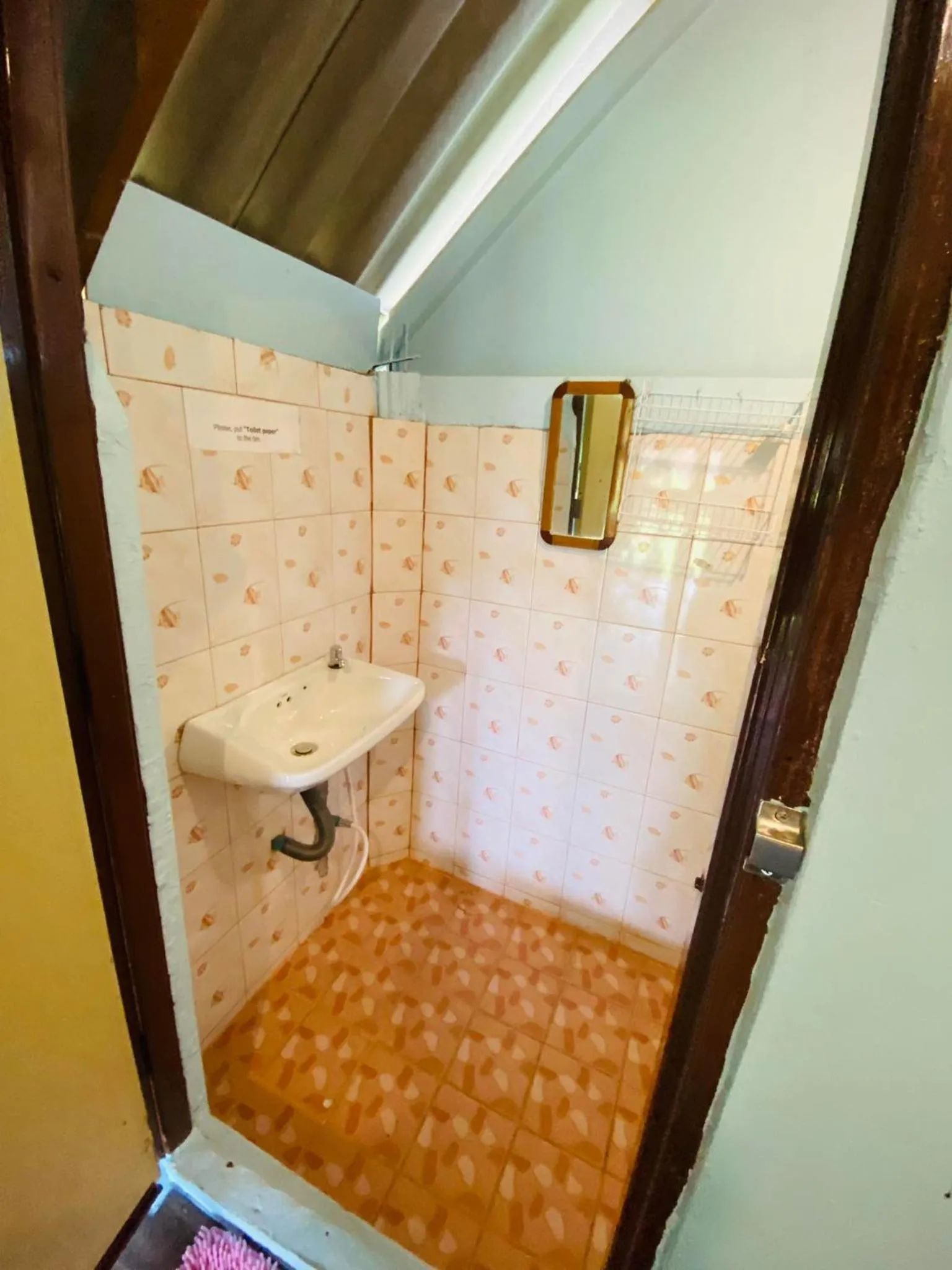 Toilet in Khao Sok Nung House