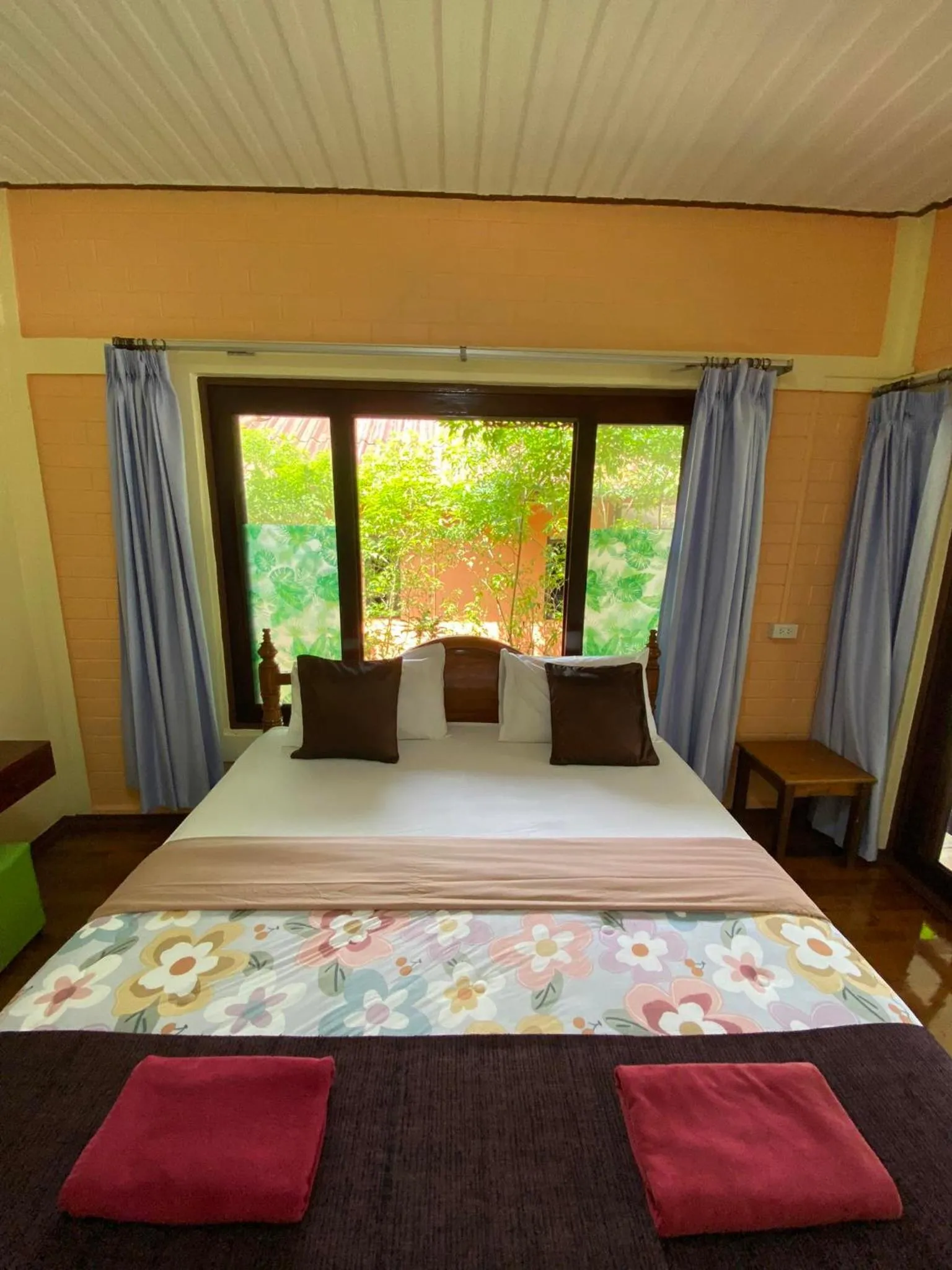 Bed in Khao Sok Nung House