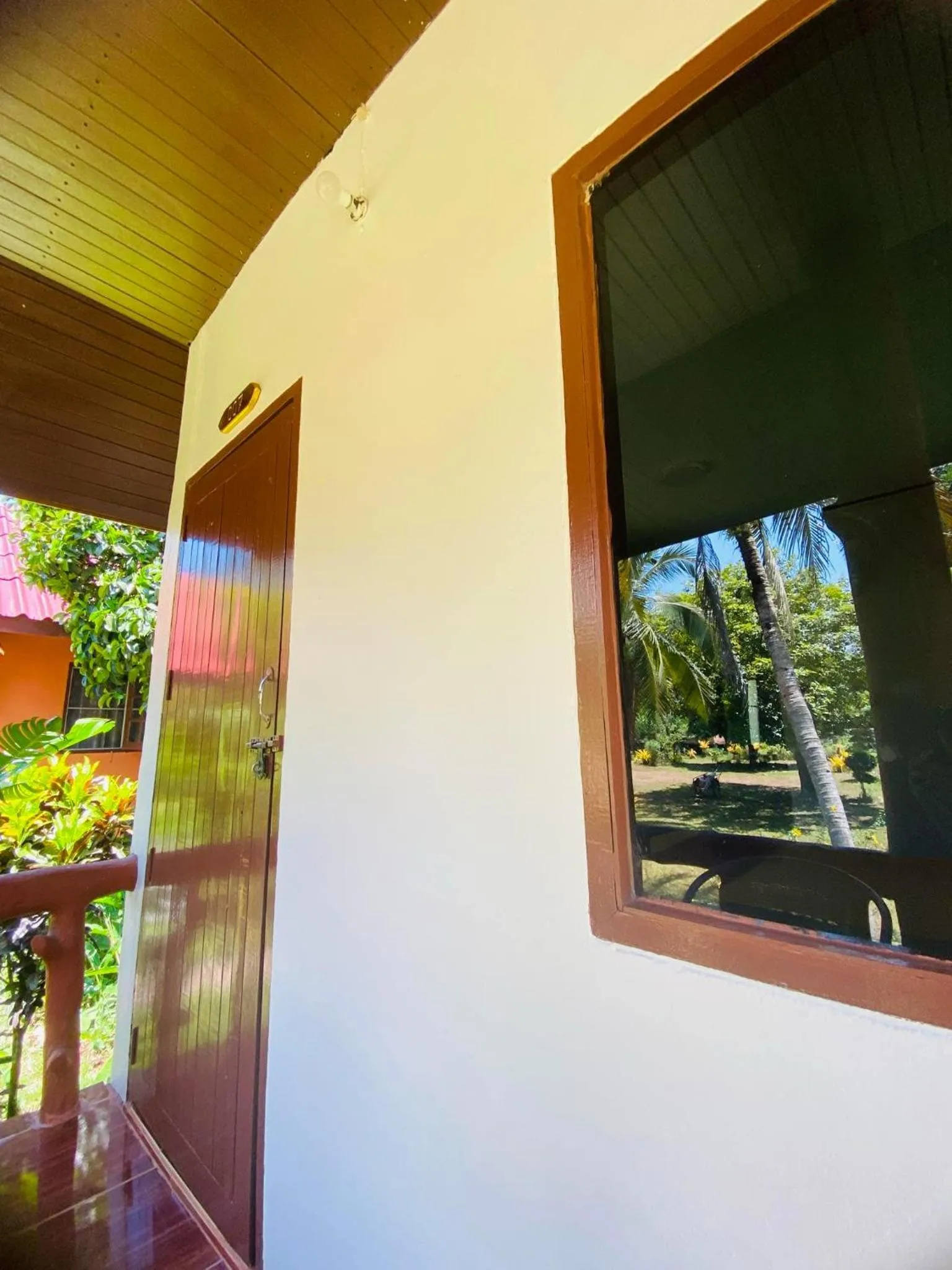 Day in Khao Sok Nung House