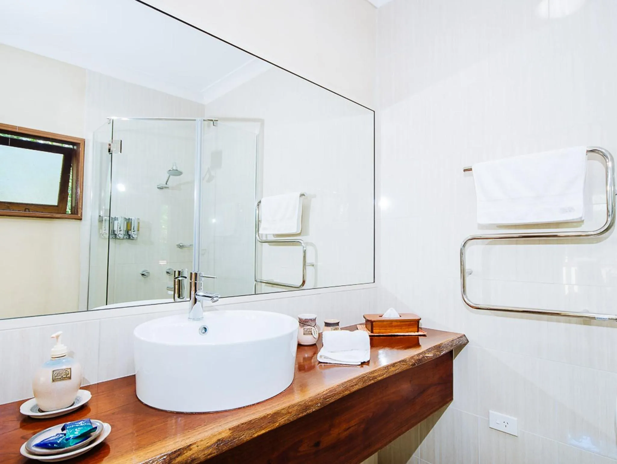 Bathroom in Lillypilly's Cottages & Day Spa