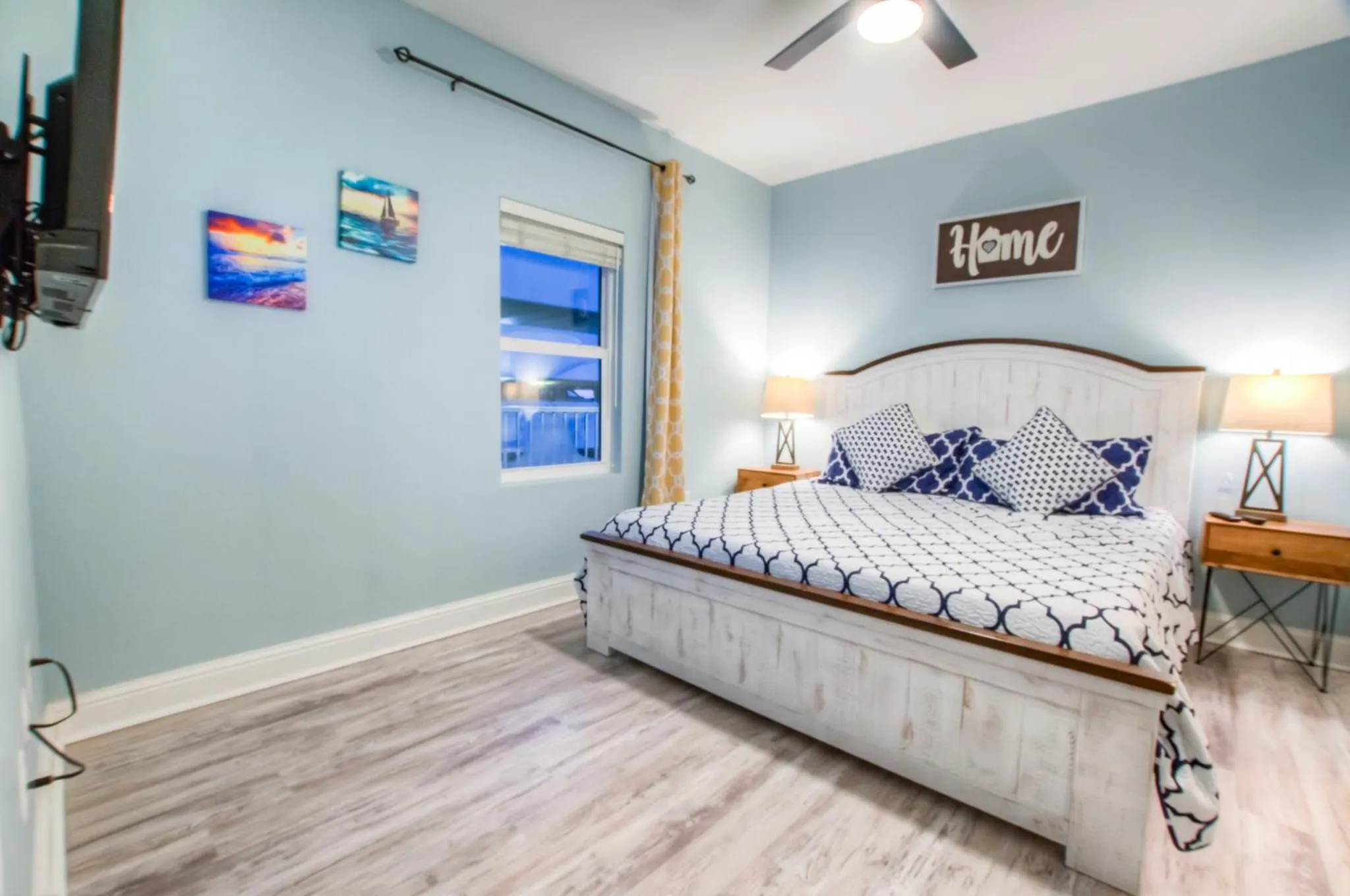 Bed in Laketown Wharf 535 By Aneliya