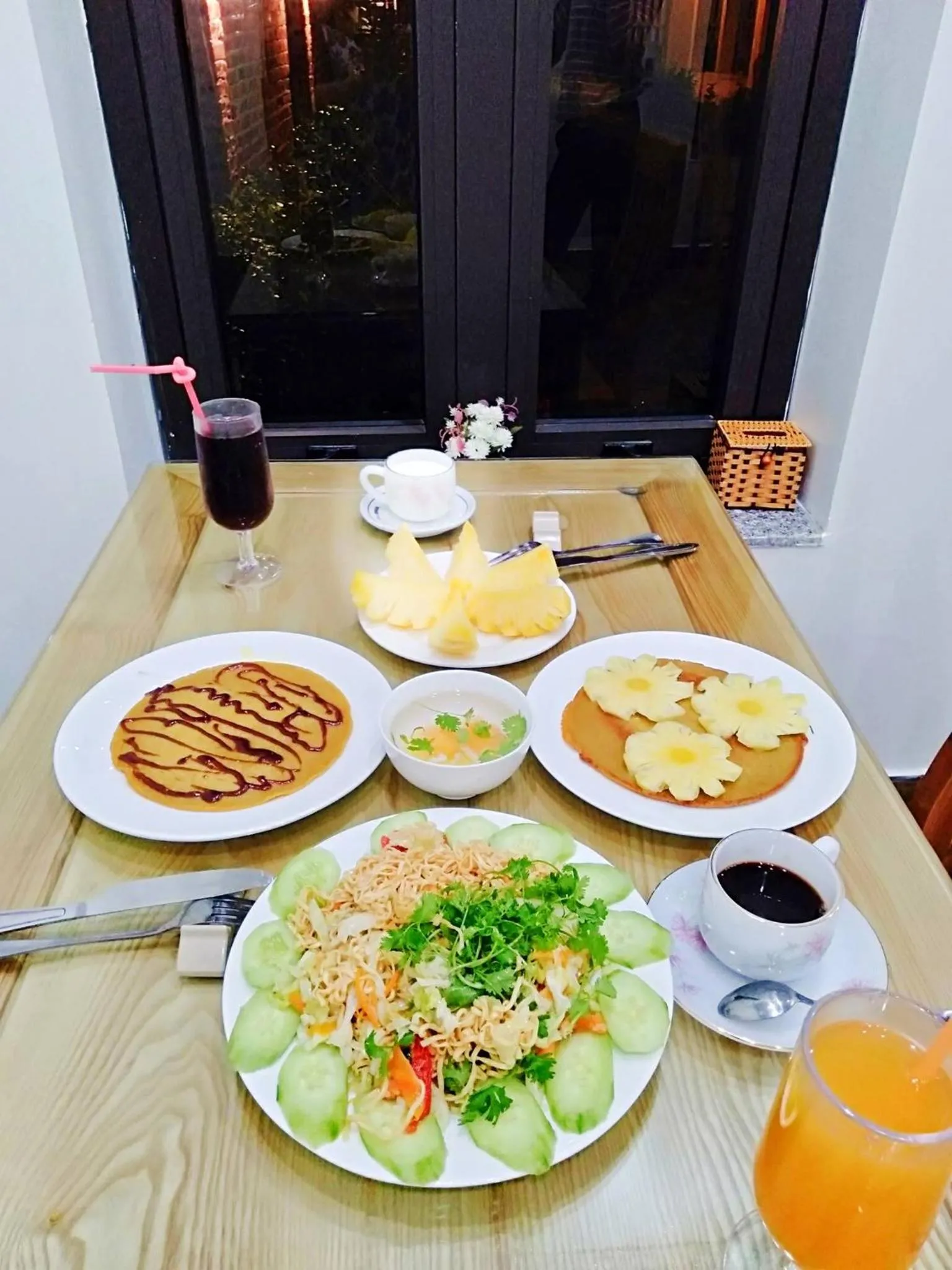 Food and drinks in Tam Coc Golden Sky Homestay