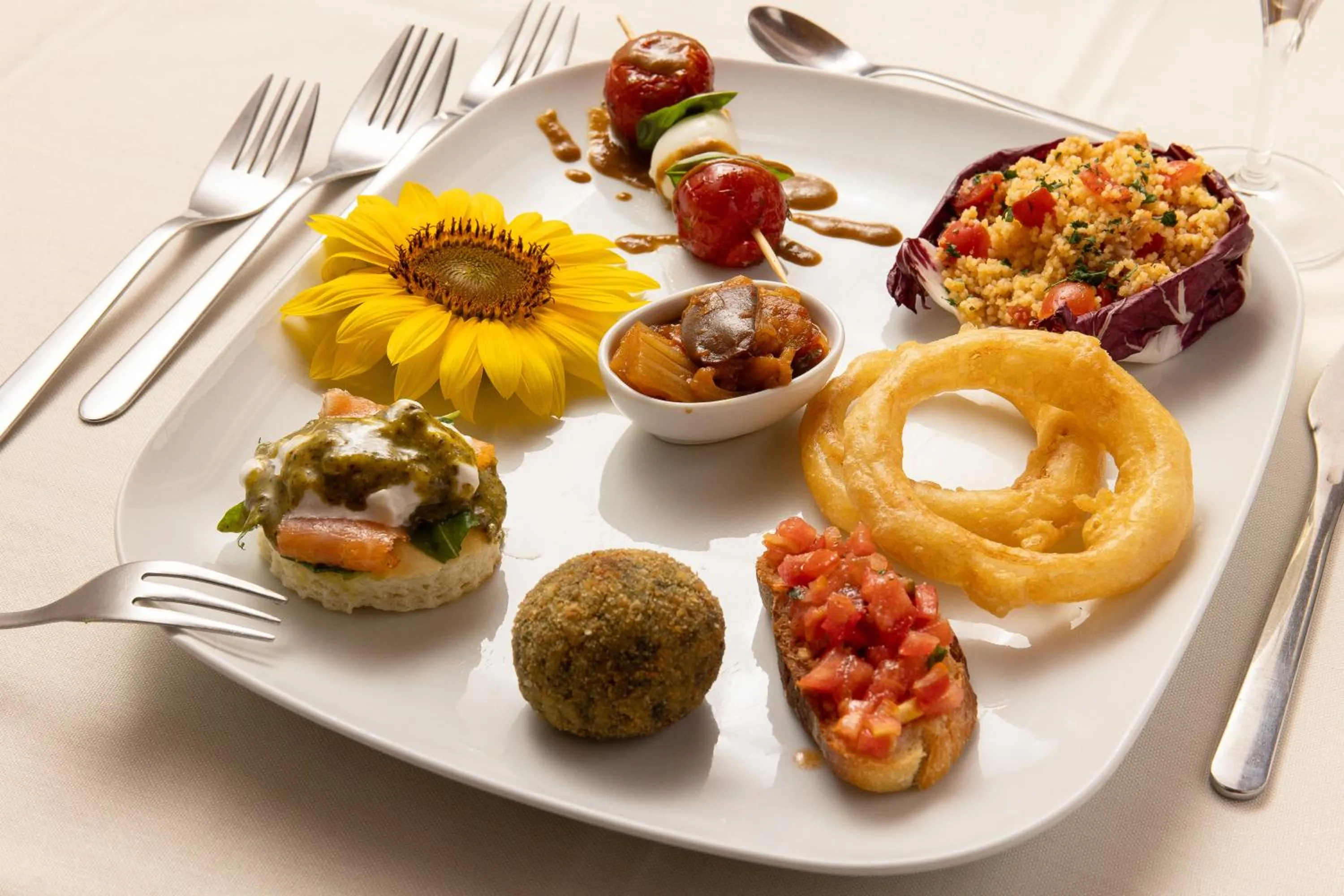 Restaurant/places to eat in Villa Trigona